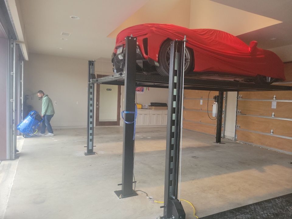 Dominion, San Antonio by TORO Garage Co