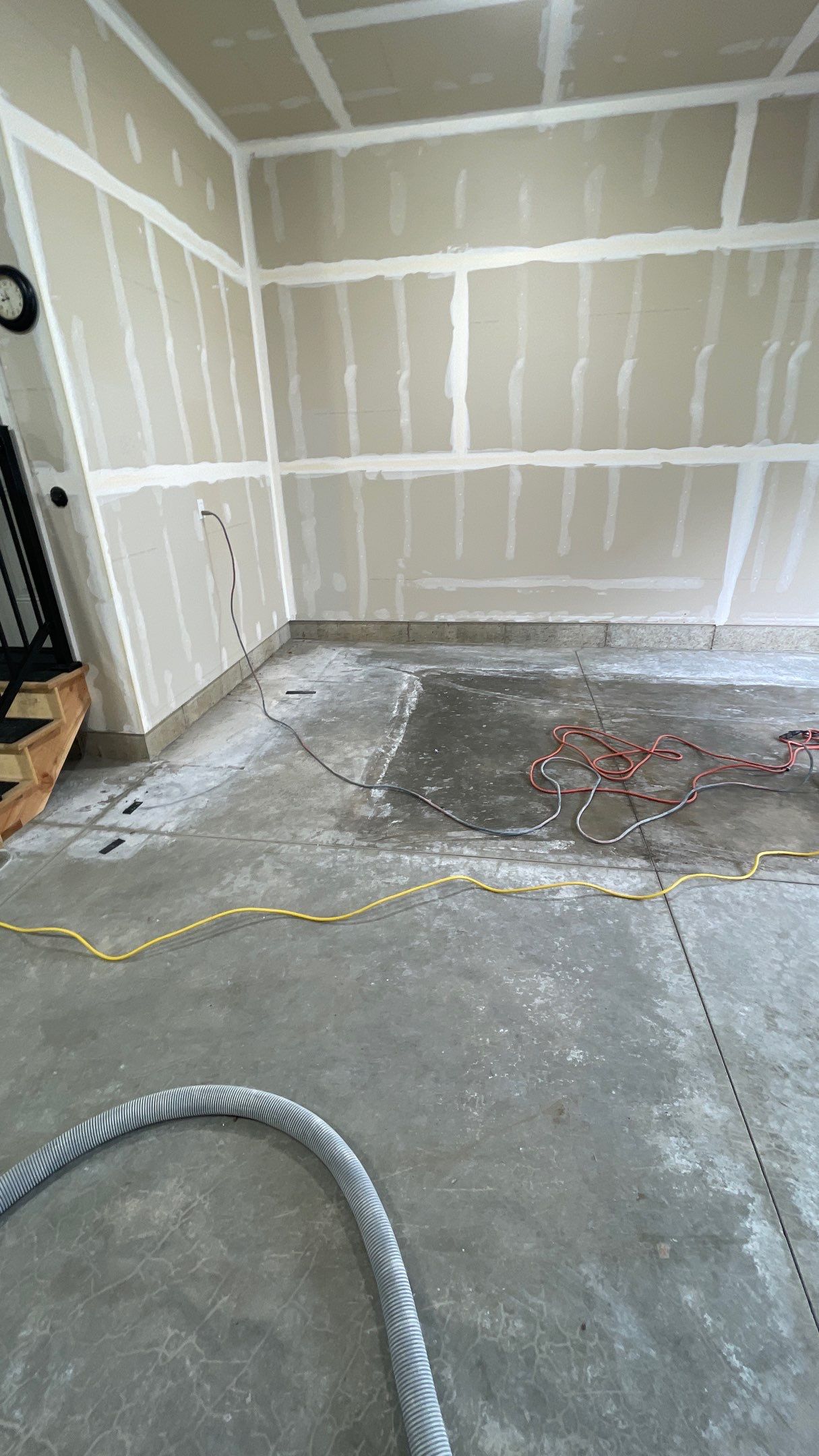 Garage Transformation using Smoke Colorway by Croc Coatings, LLC