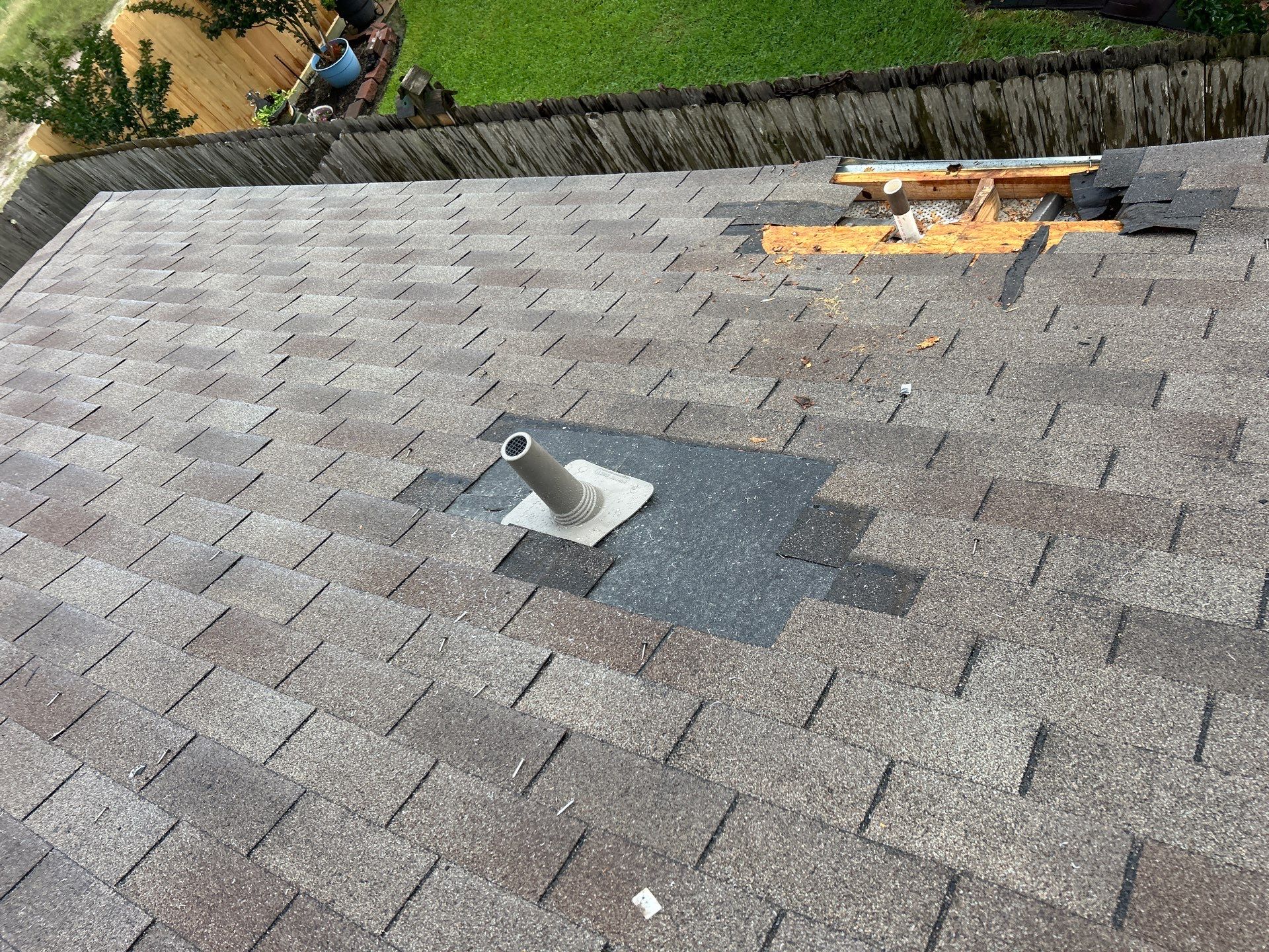 Hail Damage using Owen's Corning Duration (Lifetime) Shingles by Roof Repair Company