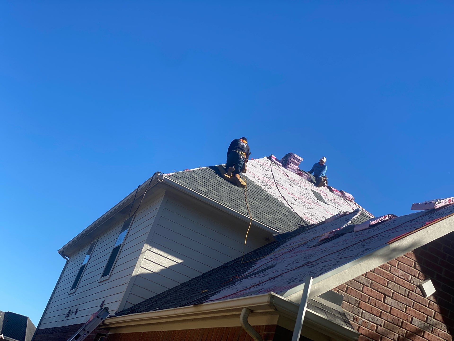 Residential Roofing Installation using Owen's Corning Duration (Lifetime) Shingles by Roof Repair Company