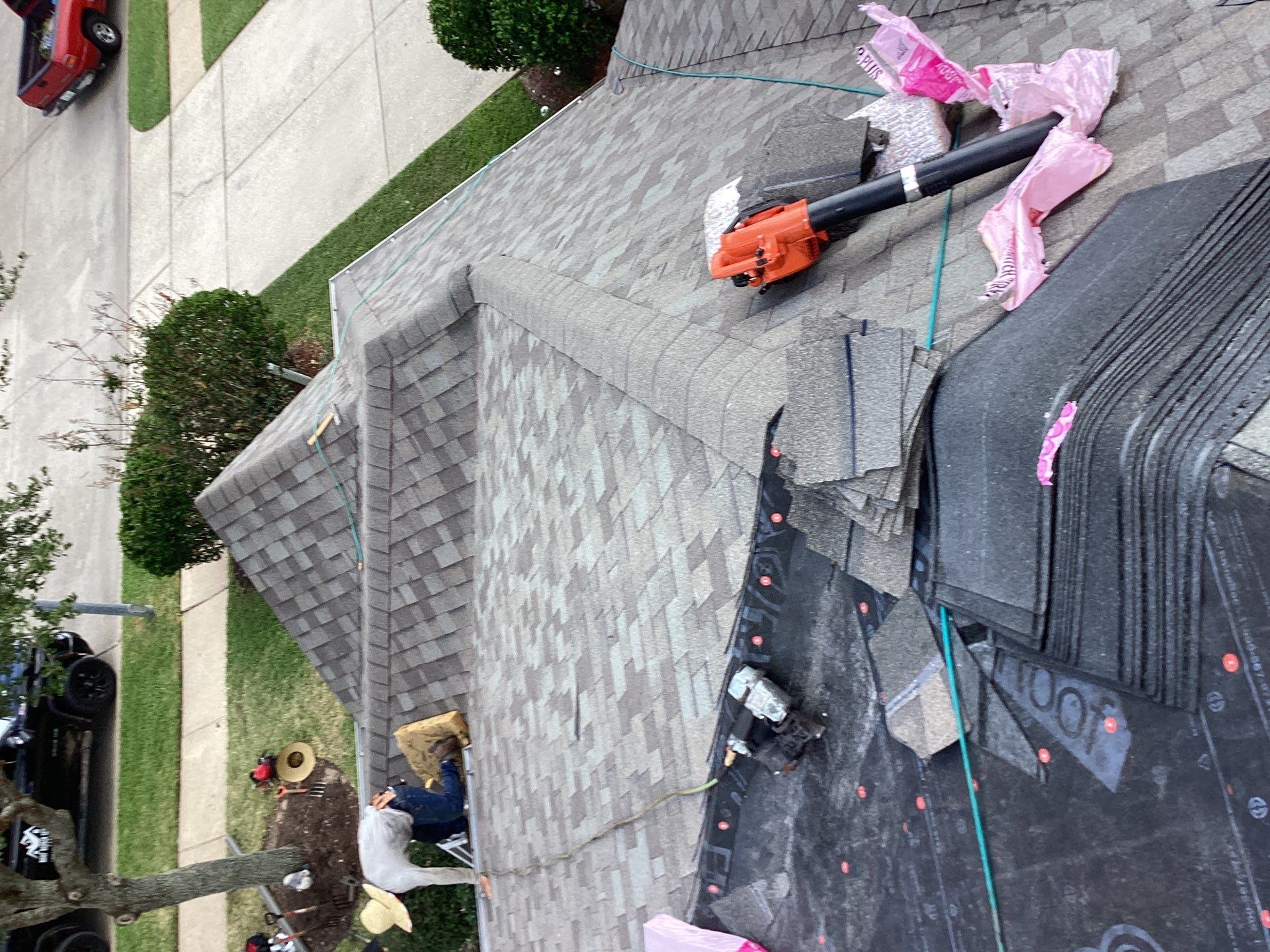 Residential Roofing Installation using Owen's Corning Duration (Lifetime) Shingles by Roof Repair Company