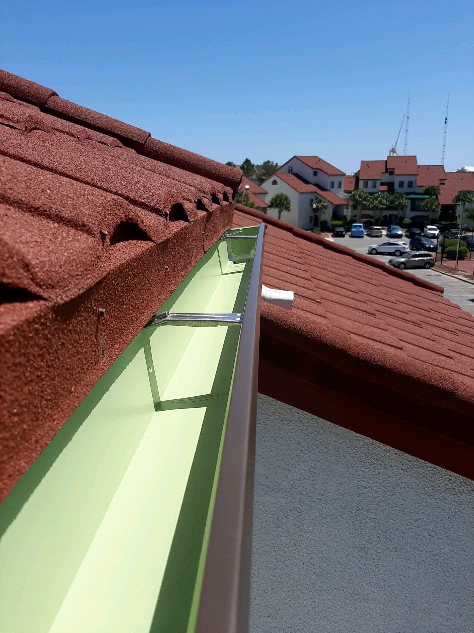 Gutter Installation using 6 Inch Seamless Gutters in Musket Brown by Gutter Professors