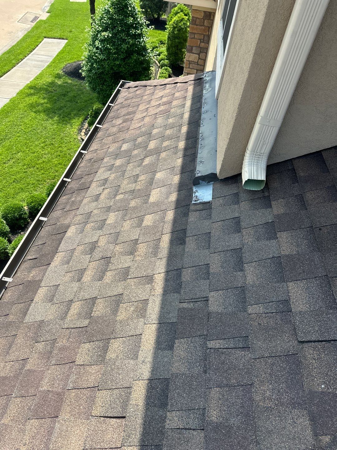 Hail Damage using Owen's Corning Duration (Lifetime) Shingles by Roof Repair Company