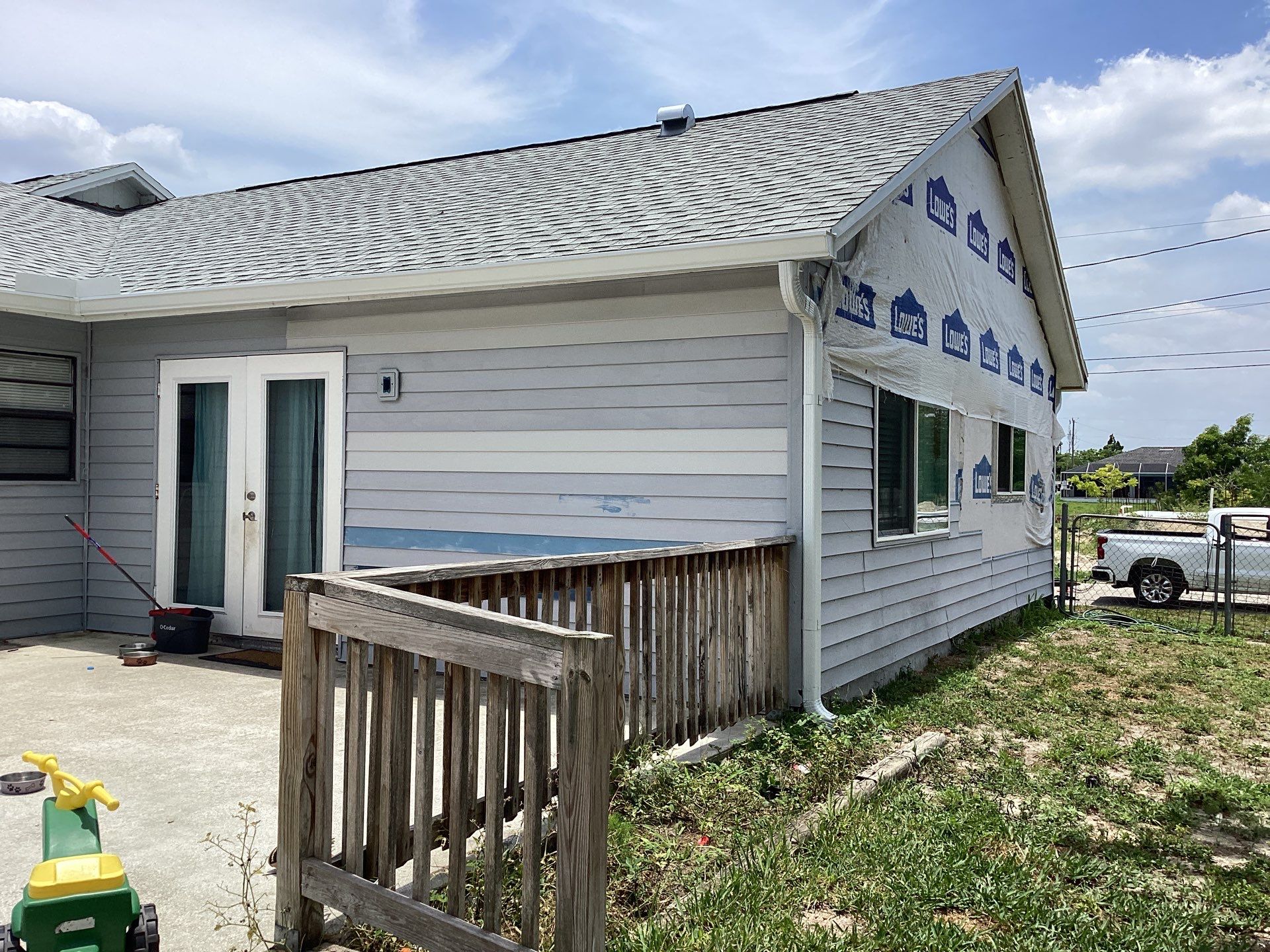 Aluminum Seamless Gutters using Splash Guard in Cape Coral FL by Gutter Professors