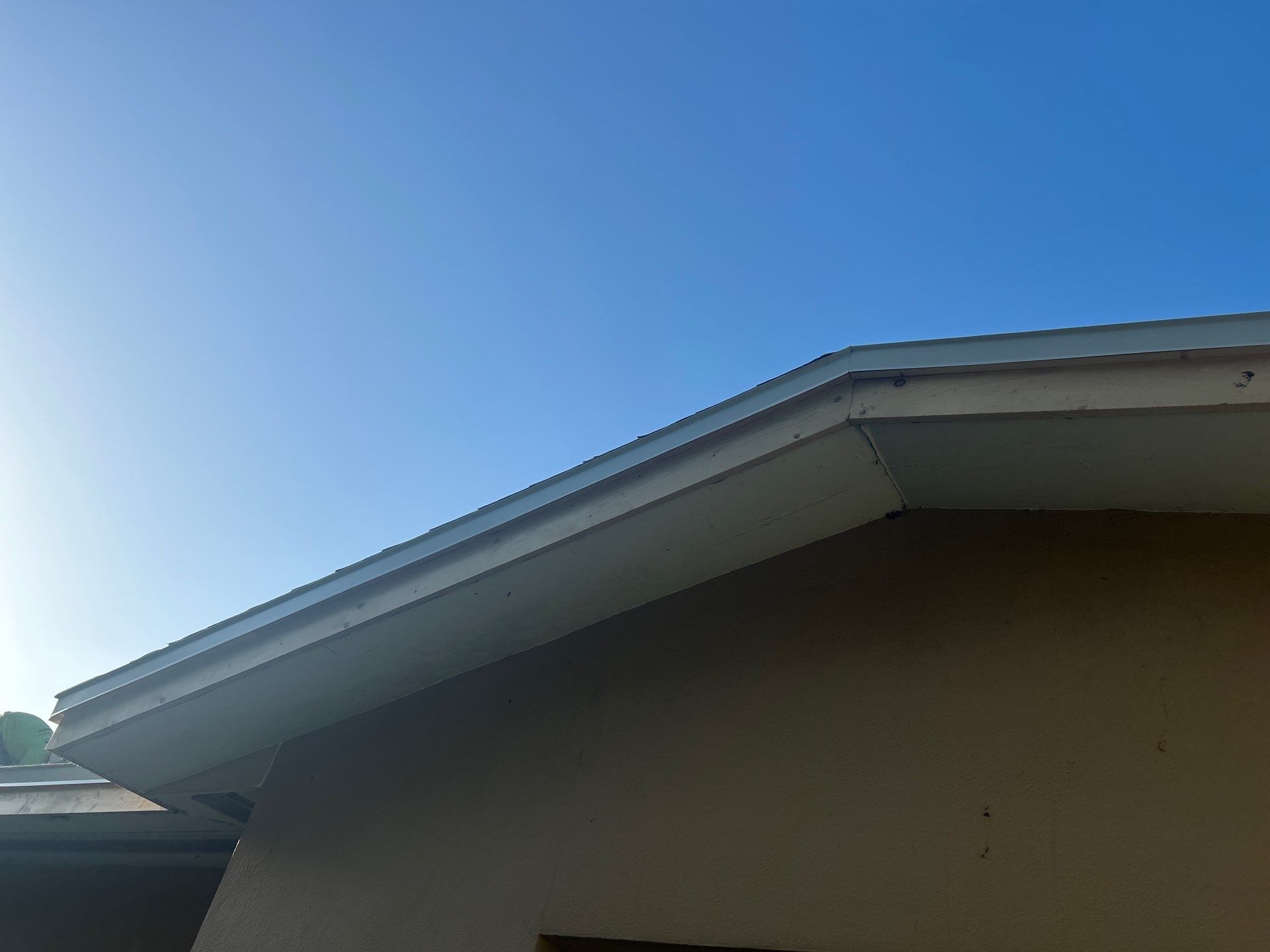 Project in St. Petersburg 33710 by Mitchell Roofing Company LLC 