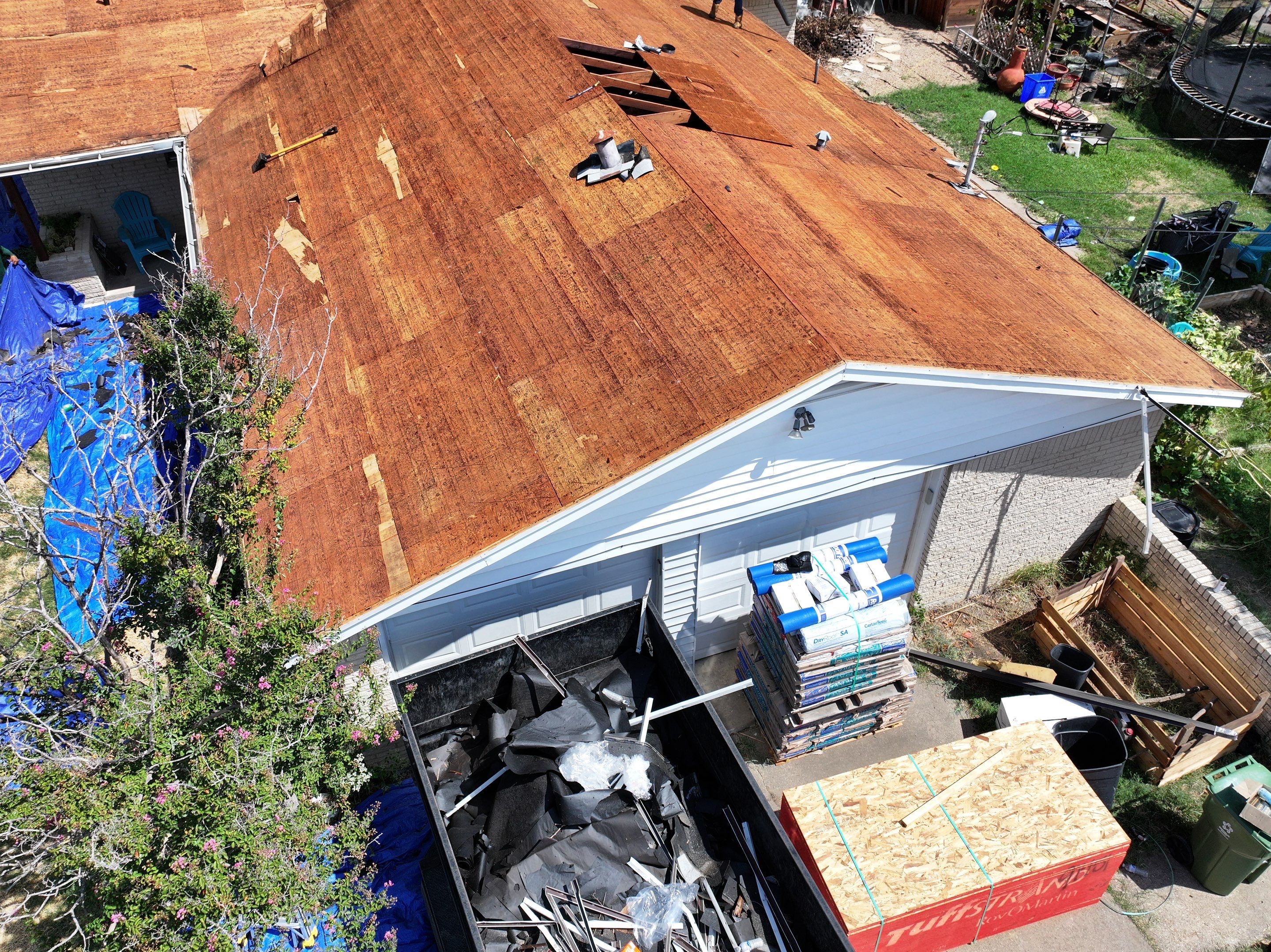 Residential reroof redeck using Certainteed landmark burnt Siena by Becker Roofing and Exteriors