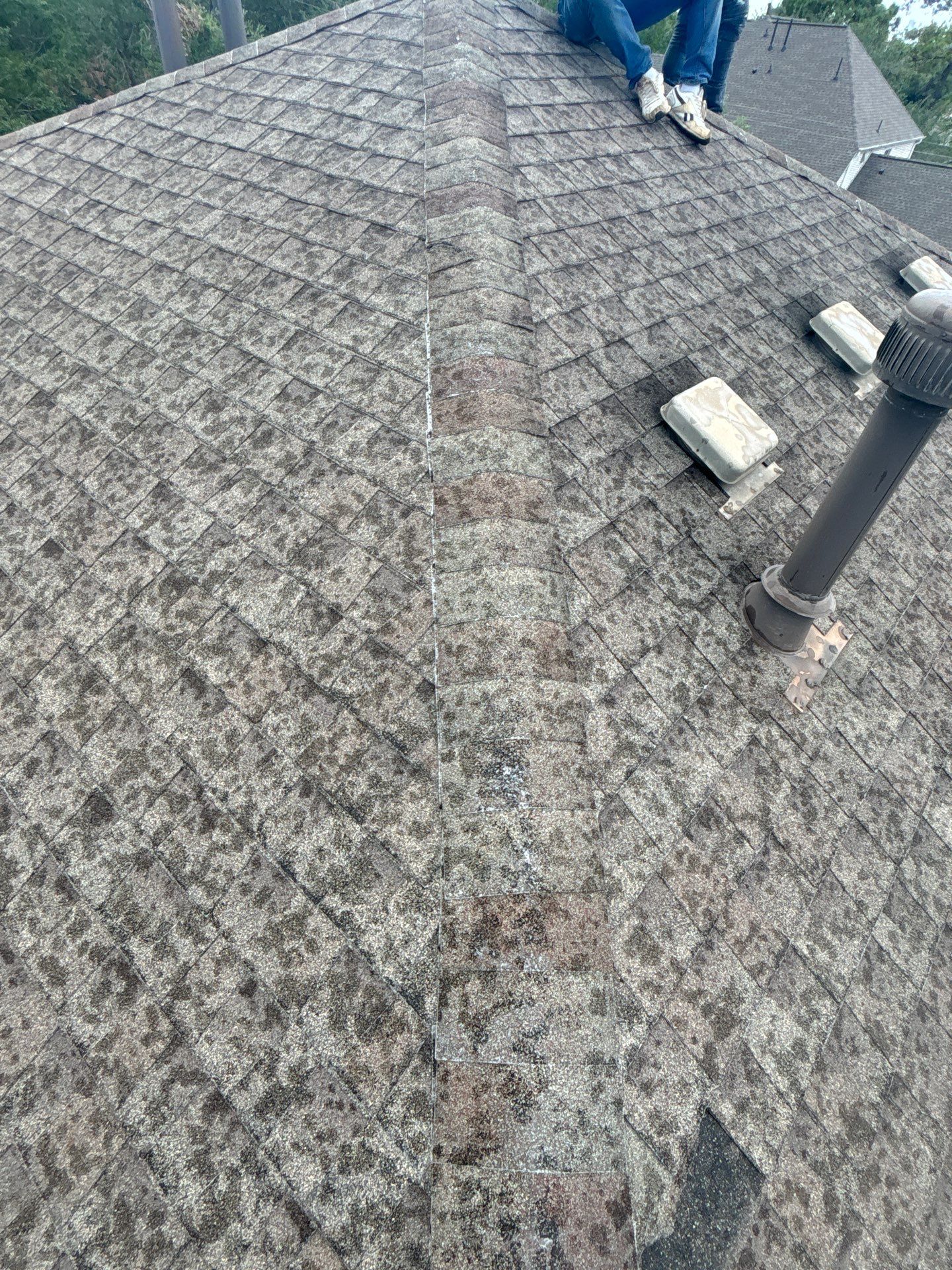 Hail Damage using Owen's Corning Duration (Lifetime) Shingles by Roof Repair Company
