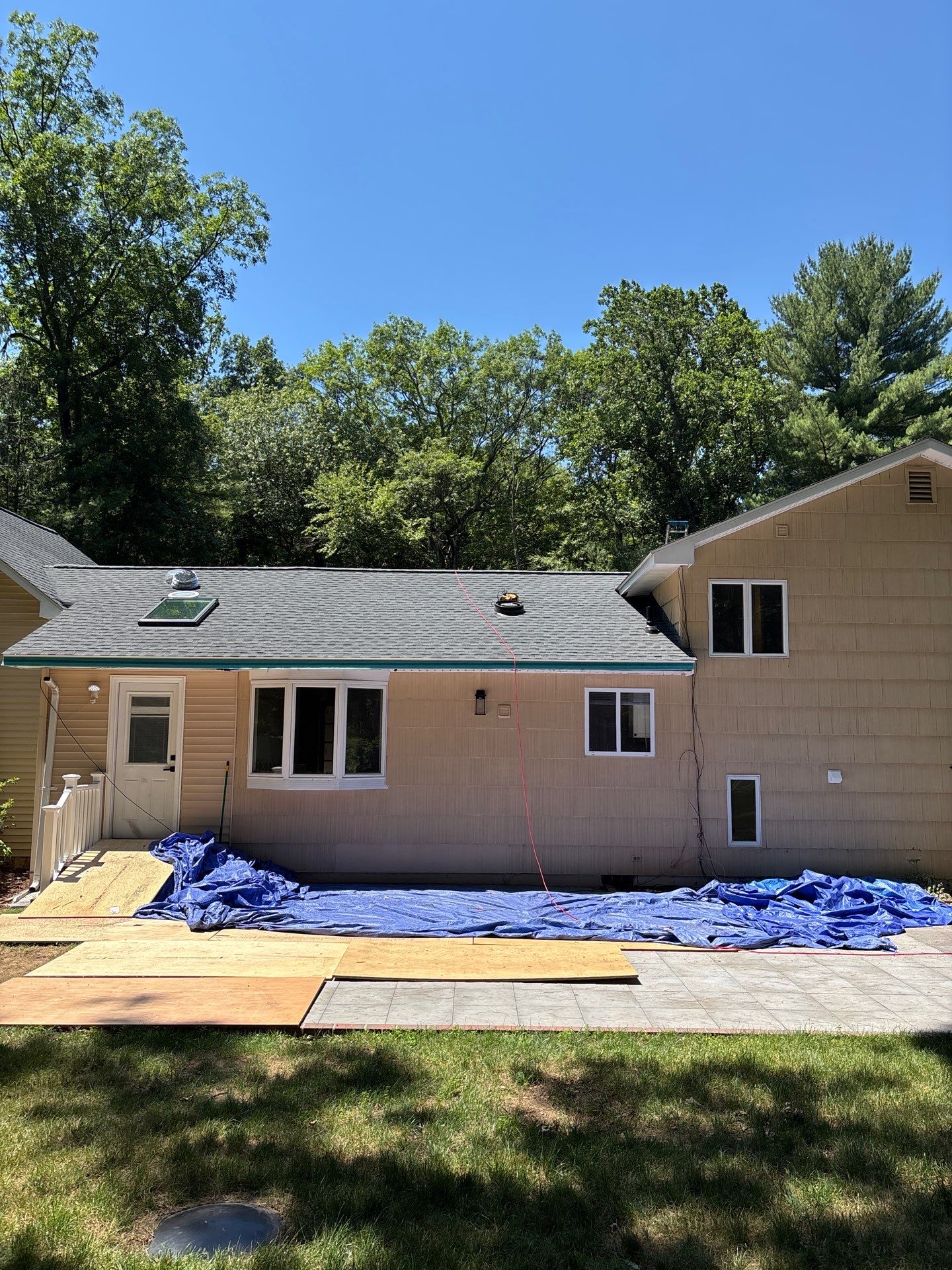 Beautiful new roof in Norwalk! by DiGiorgi Roofing and Siding Inc