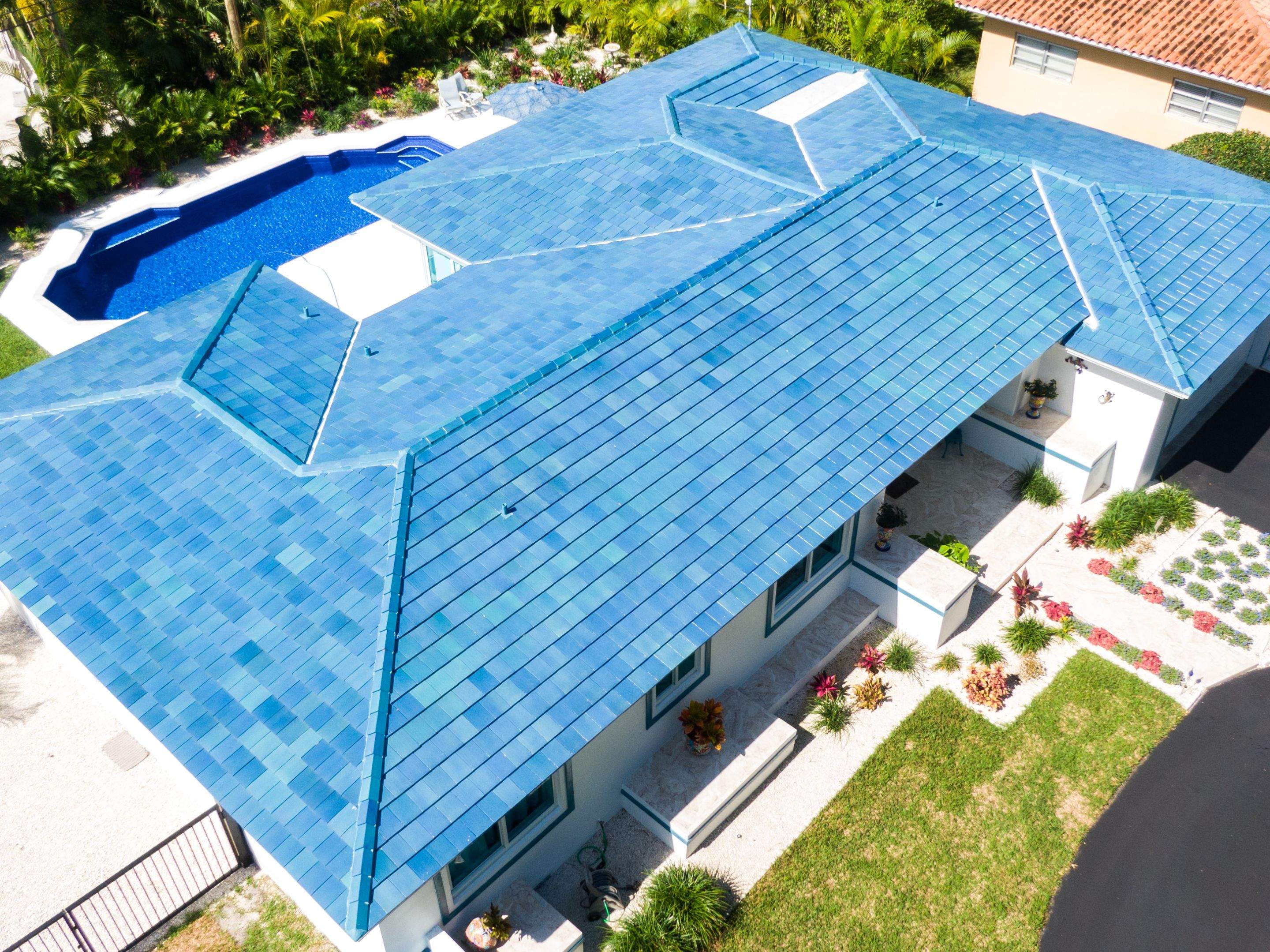Ludowici - Classic 16 - Mediterranean Blue Gloss by Istueta Roofing