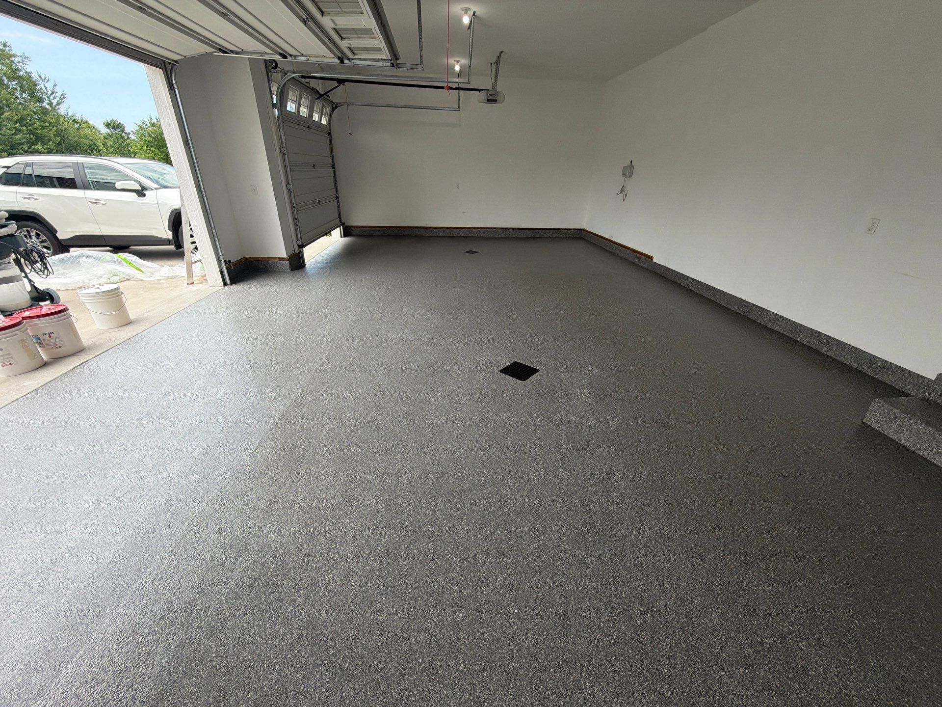 Custom Gray and White Epoxy Flake Garage Floor Installation by Gordon Painting