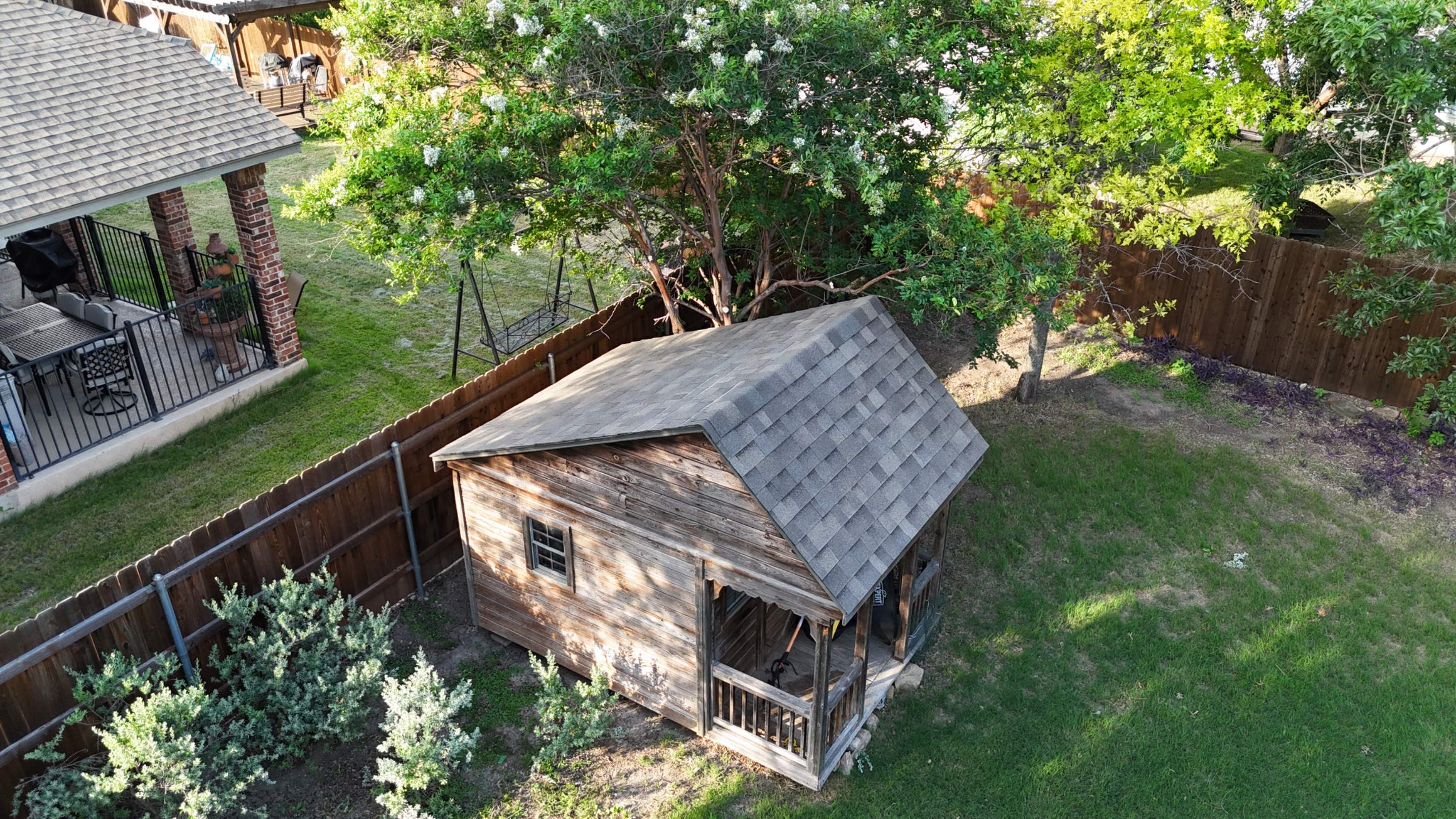 Weathered Wood - Malarkey Vista by RoofsOnly.com