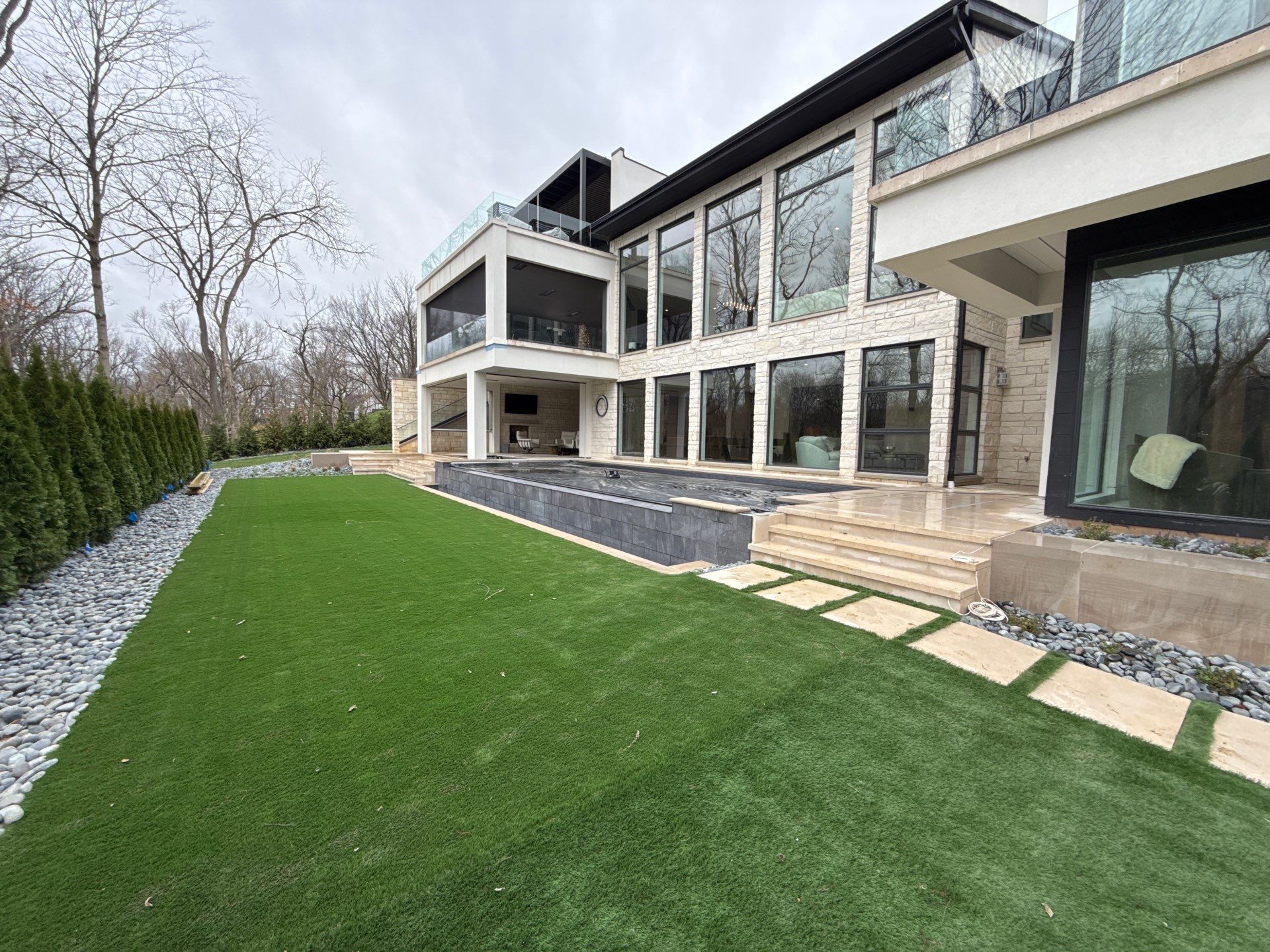 Weber  by Modish Pool