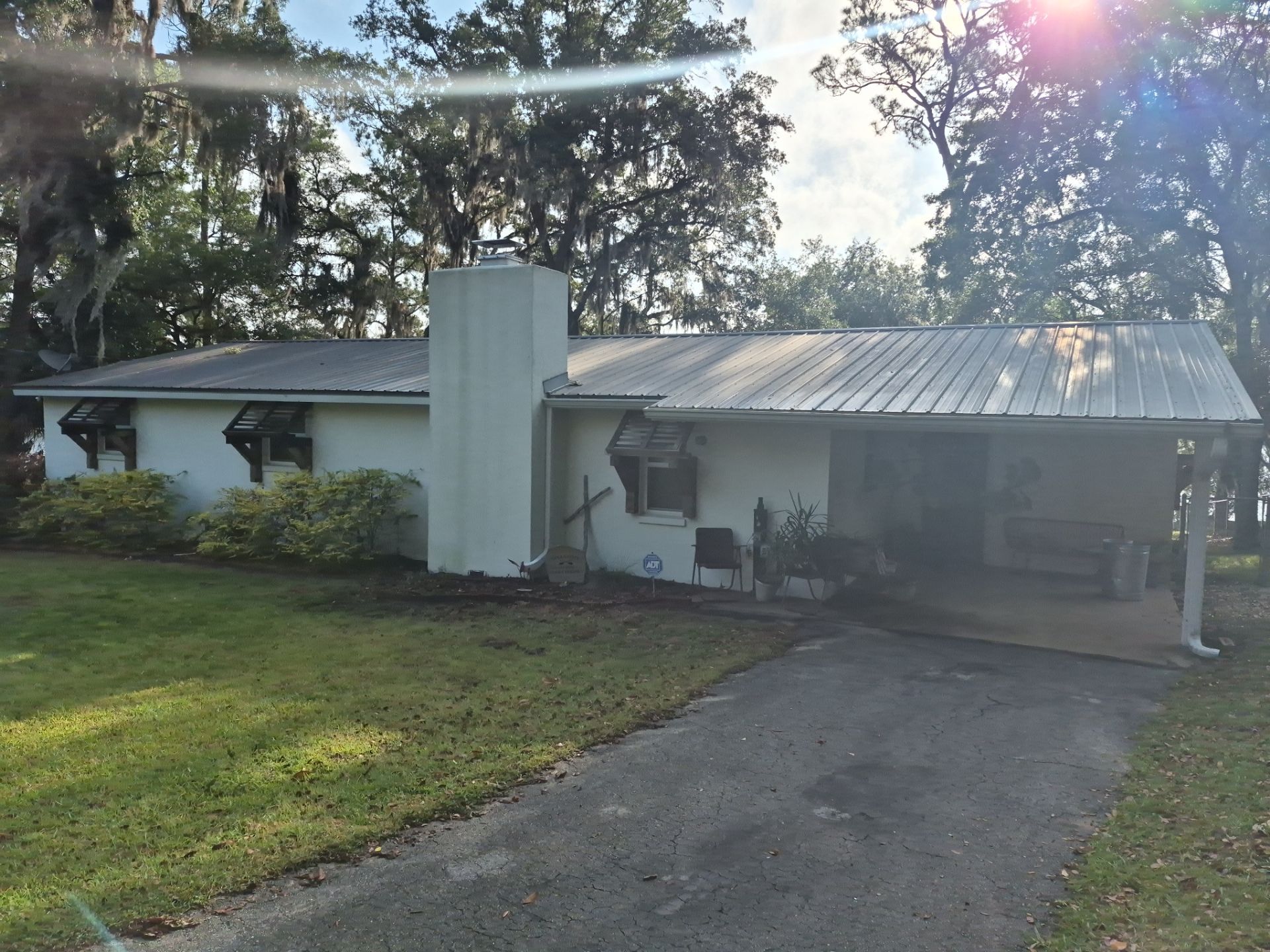 Professional Metal Roof and Stucco Cleaning in Silver Springs by Infinite Exteriors LLC