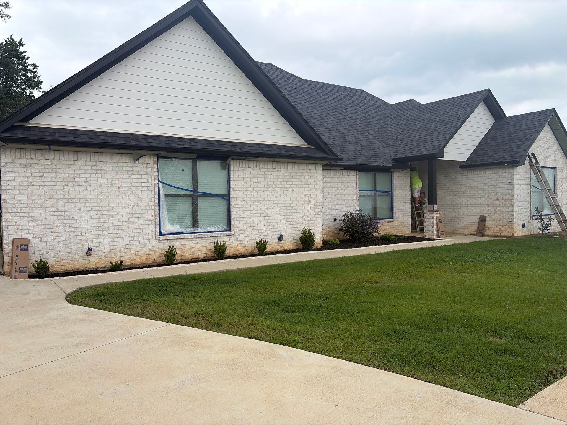 Bright Brick Repaint in Tyler, TX by Quality Coats Painting