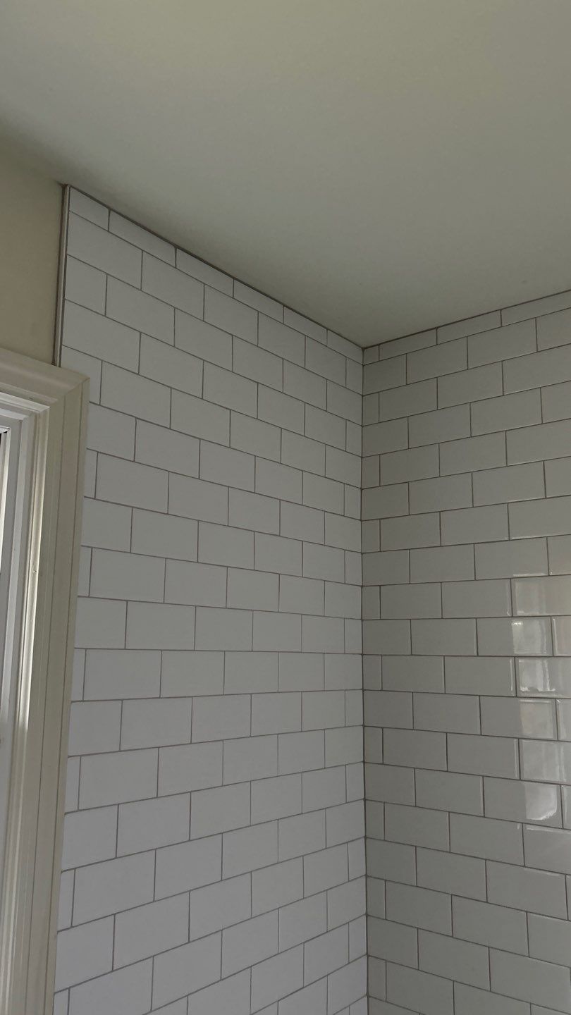 New Tub Surround  by Footprints Floors of Nashville