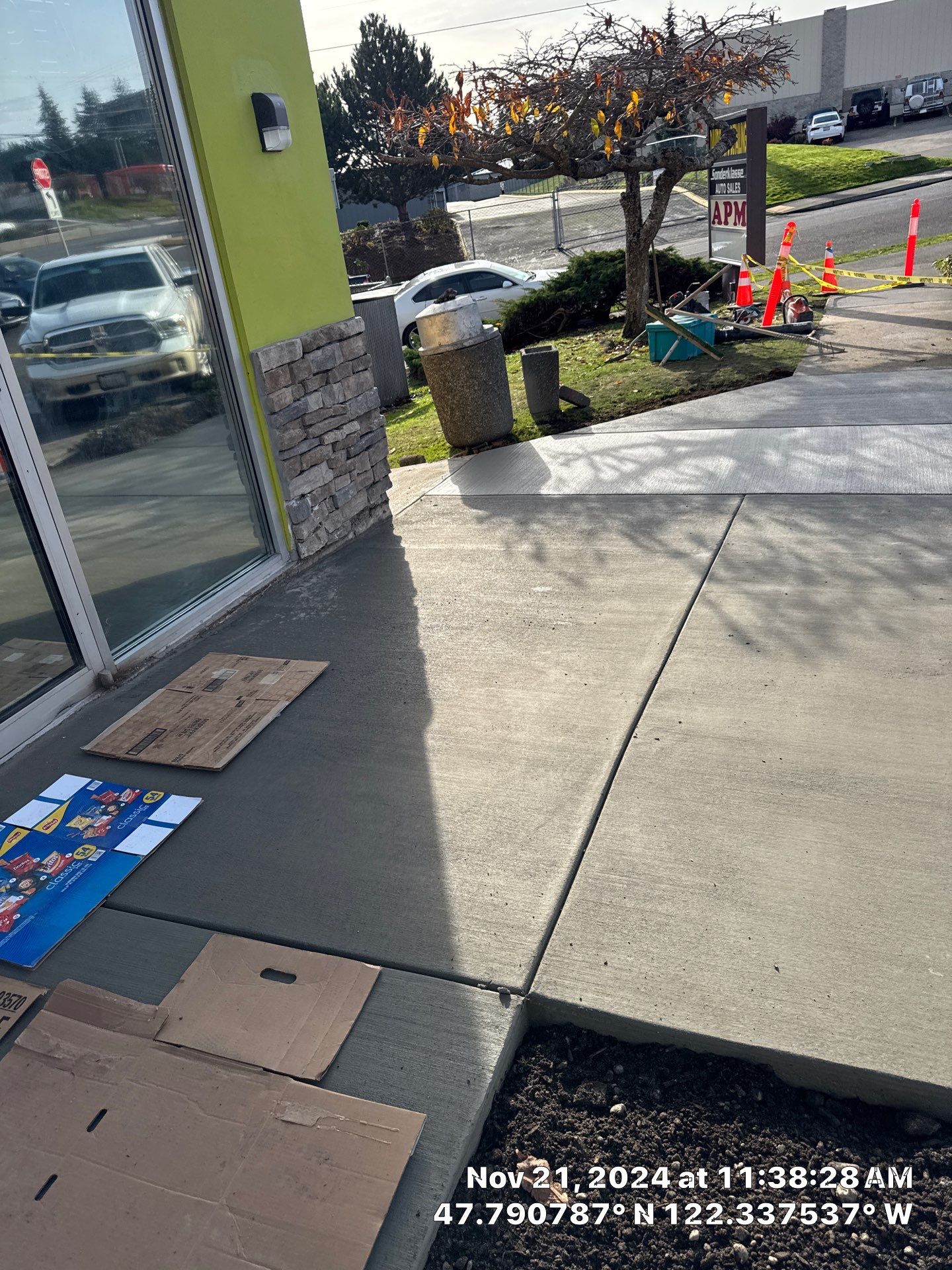 Concrete Sidewalk & Walkway |  by Jireh Asphalt & Concrete Inc 