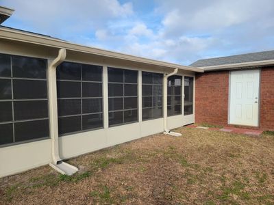 Enclosure w/Vinyl Windows using Colorbeam