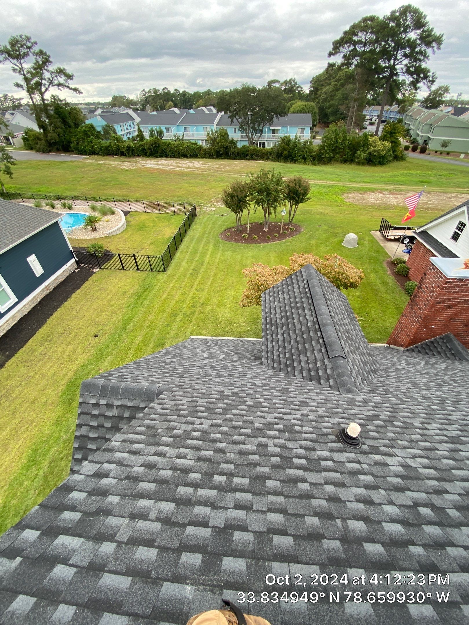 GAF Ultra HDZ - Charcoal by Linta Roofing Inc