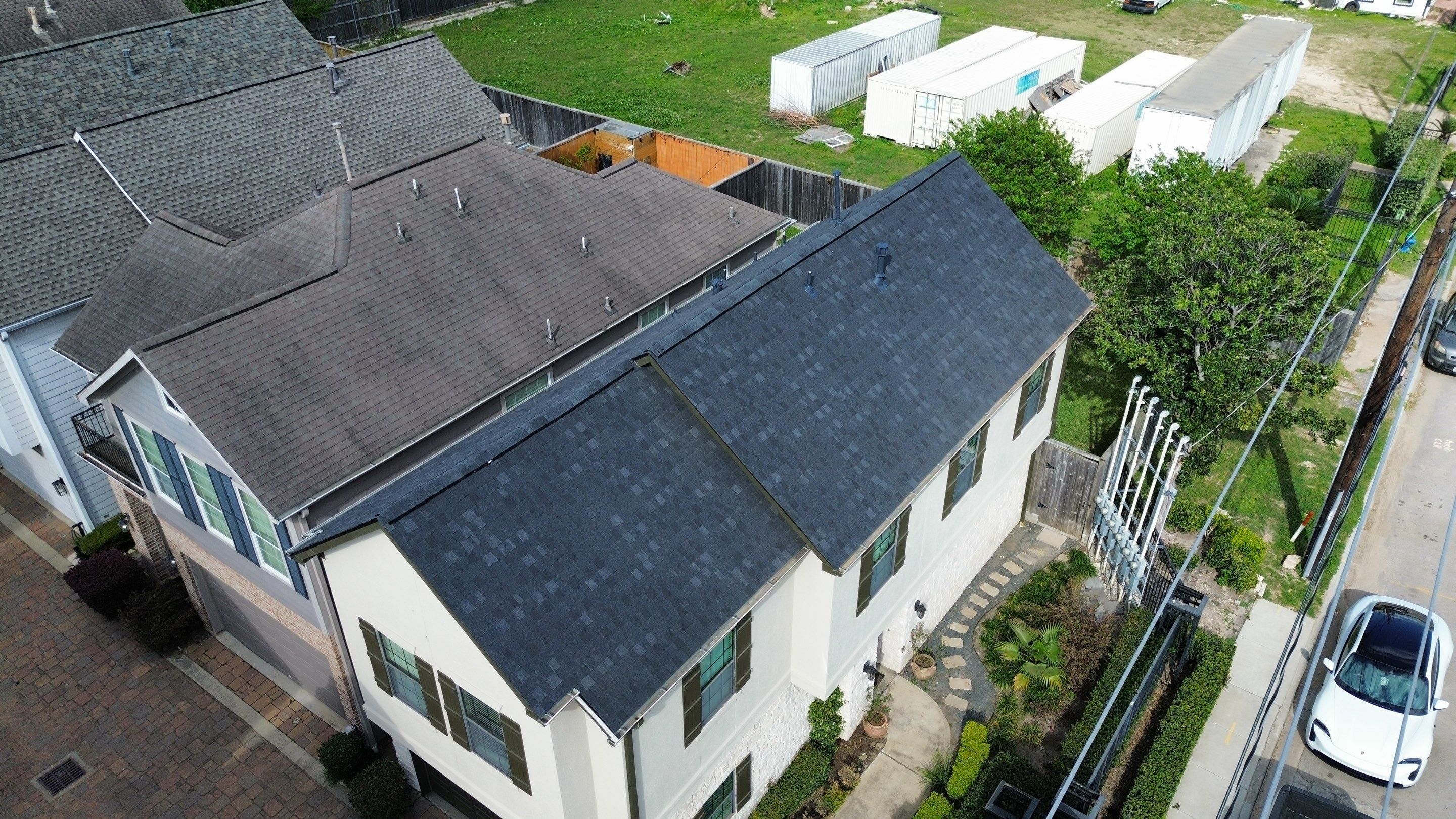 Houston Roof Installation using Atlas Pinnacle Pristine by Modern BYLT Roofing & Construction