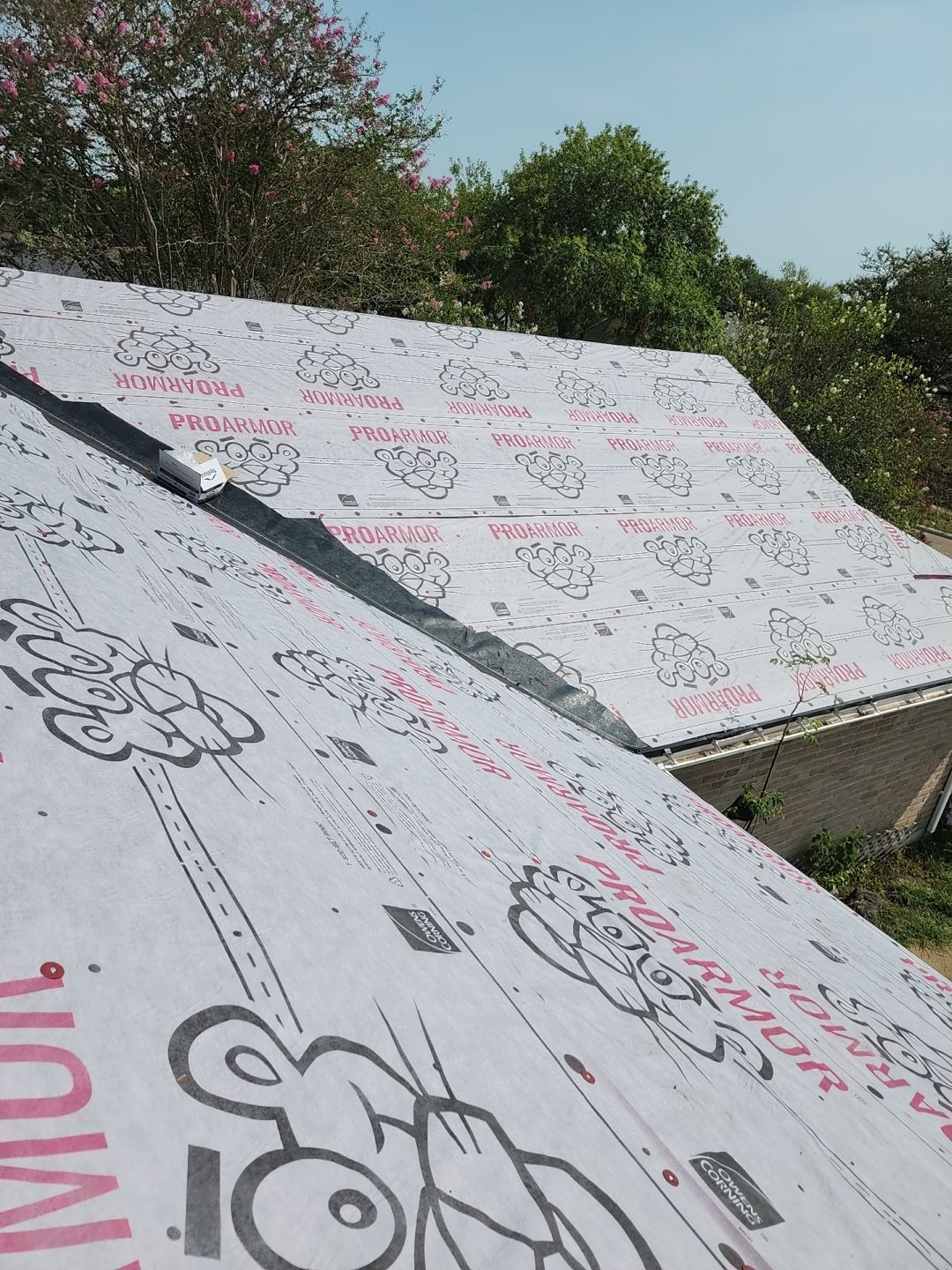 Residential Roofing Installation using Owen's Corning Duration (Lifetime) Shingles by Roof Repair Company