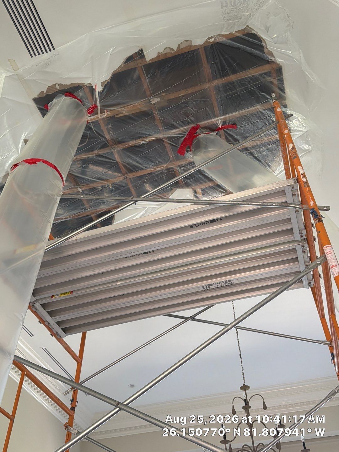 Moisture Detection and Structural Water Damage Restoration in Naples by Microscope