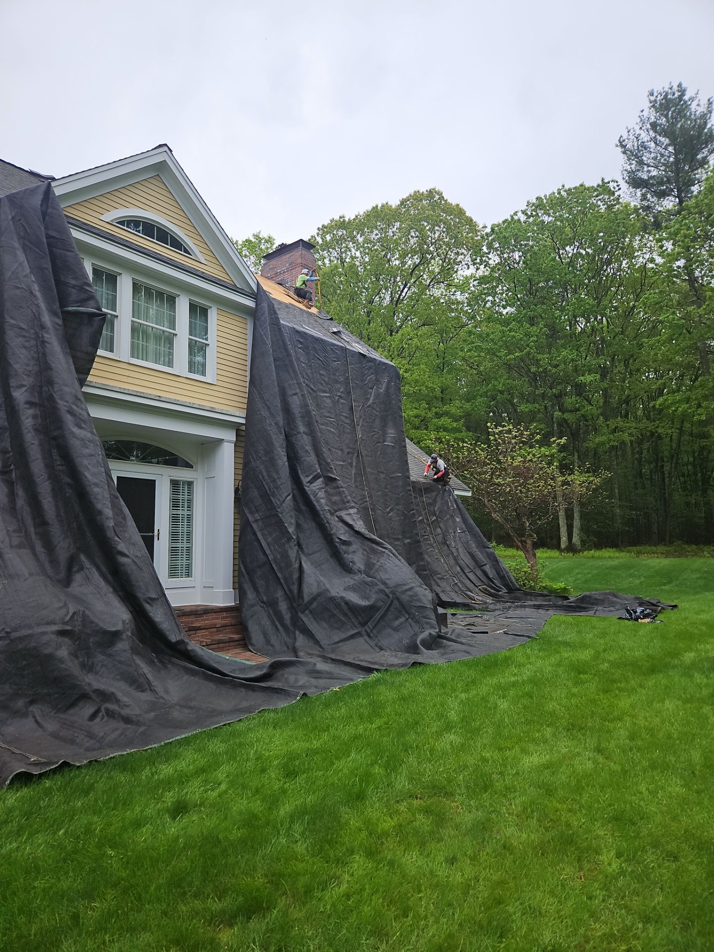 Roof Replacement with Owens Corning Shingles and Copper Flashing by Mighty Dog Roofing of Greater Middlesex County