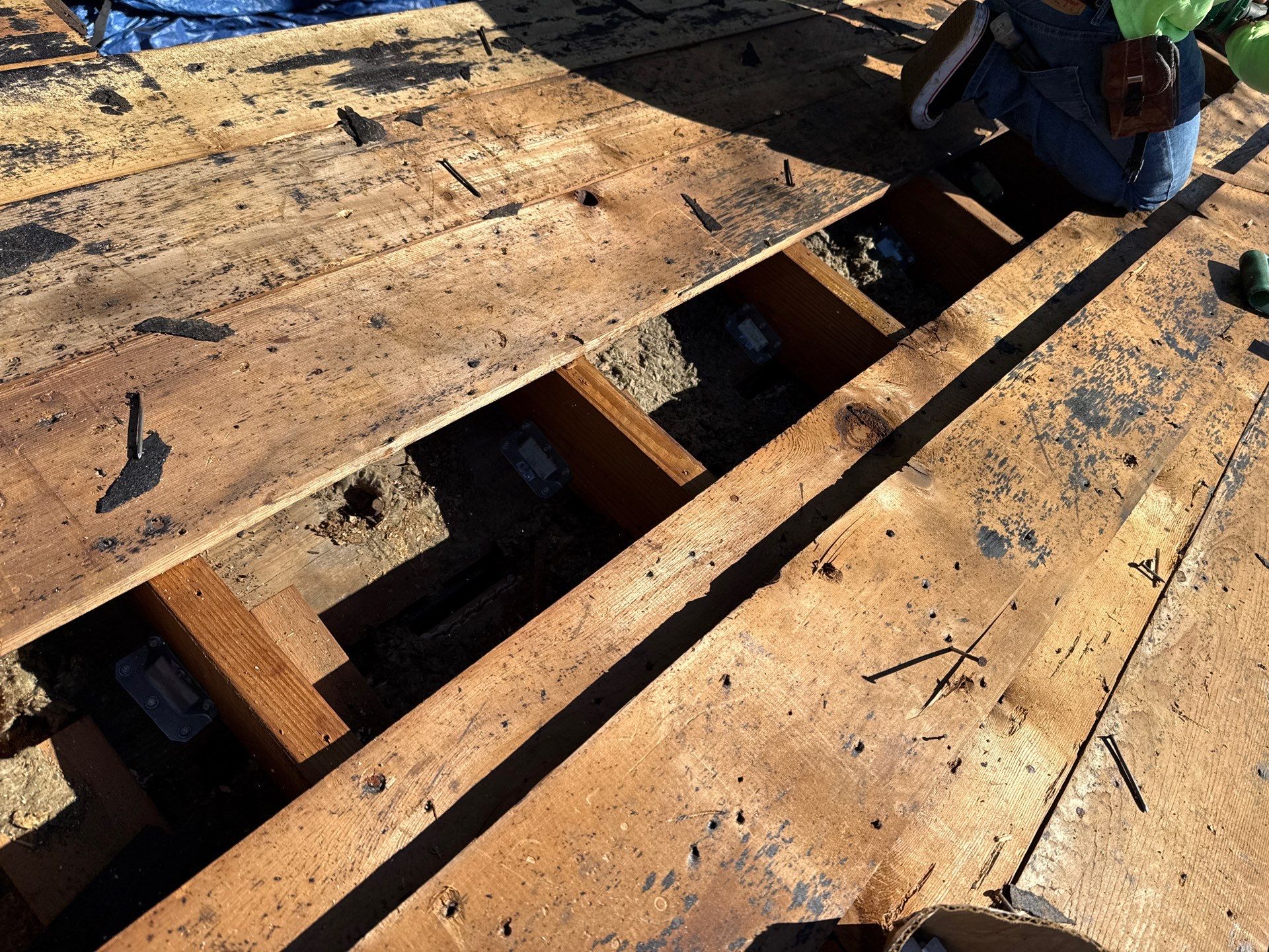 Project in St. Petersburg 33714 by Mitchell Roofing Company LLC 