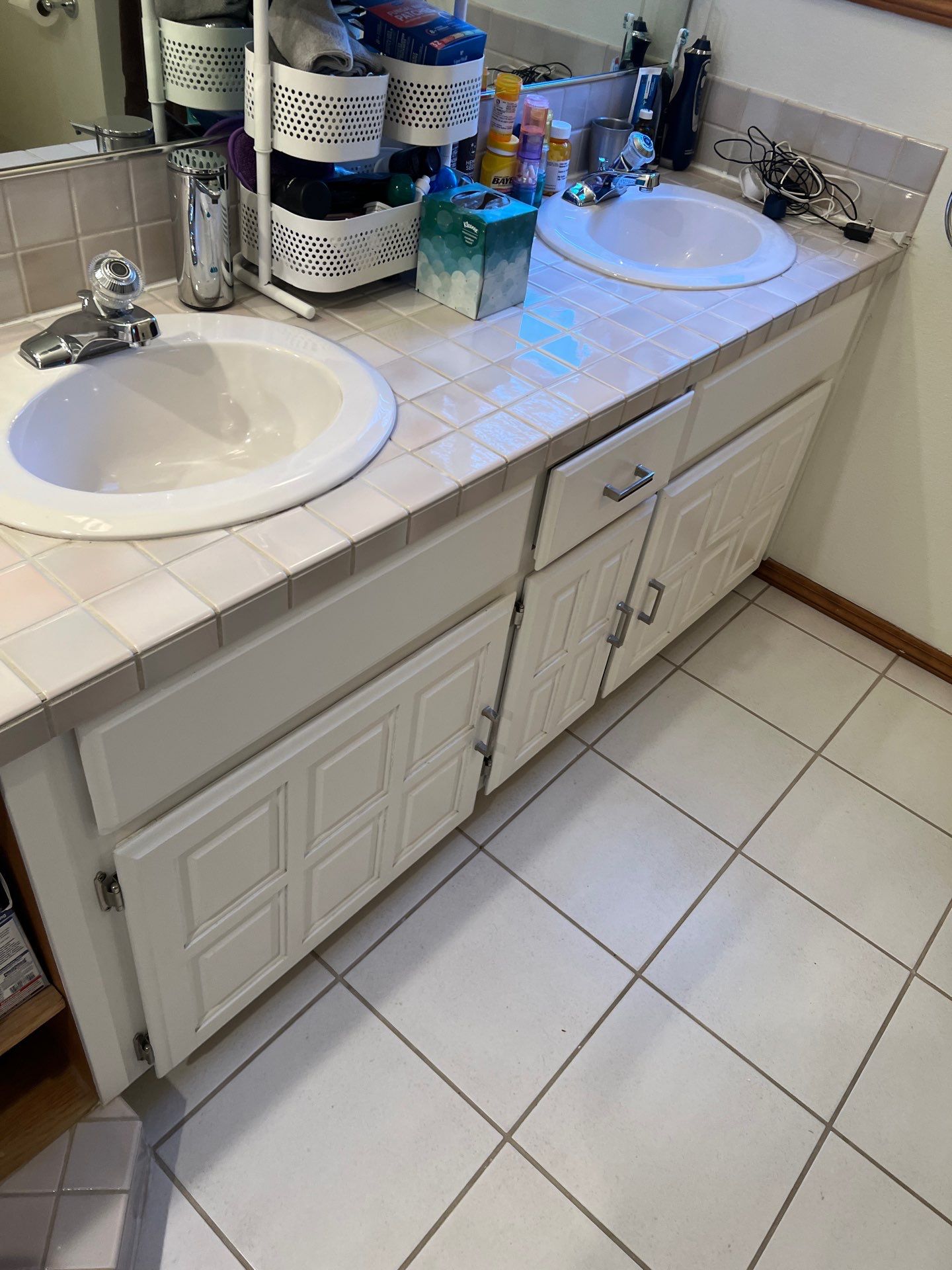 House cleaning in Lake Oswego by Cloud 9 Professional Cleaning Services