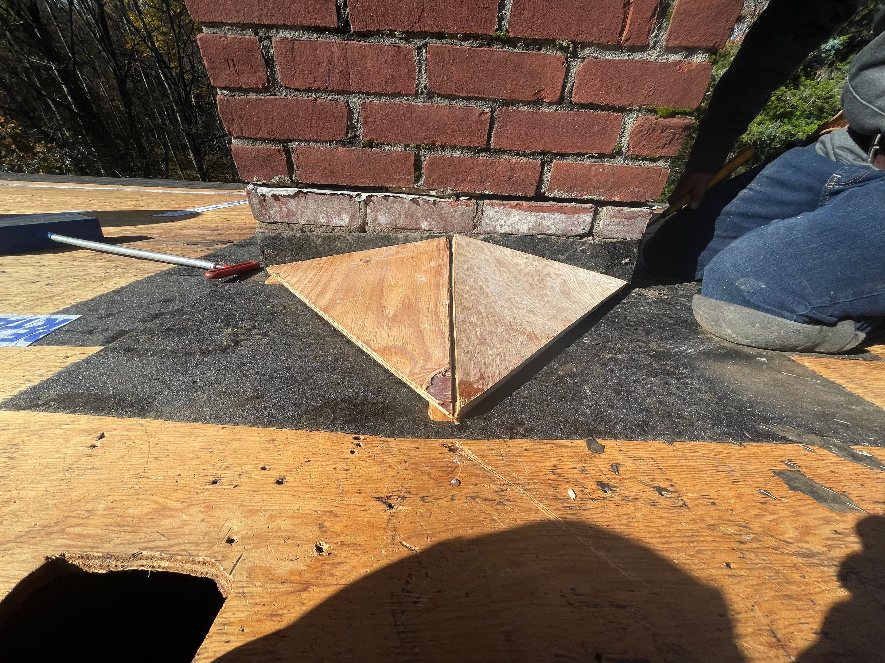 Residential Roofing Installation using Owens Corning TruDefinition Duration AR - Estate Gray & White Double 4 Siding by A Plus Exterior