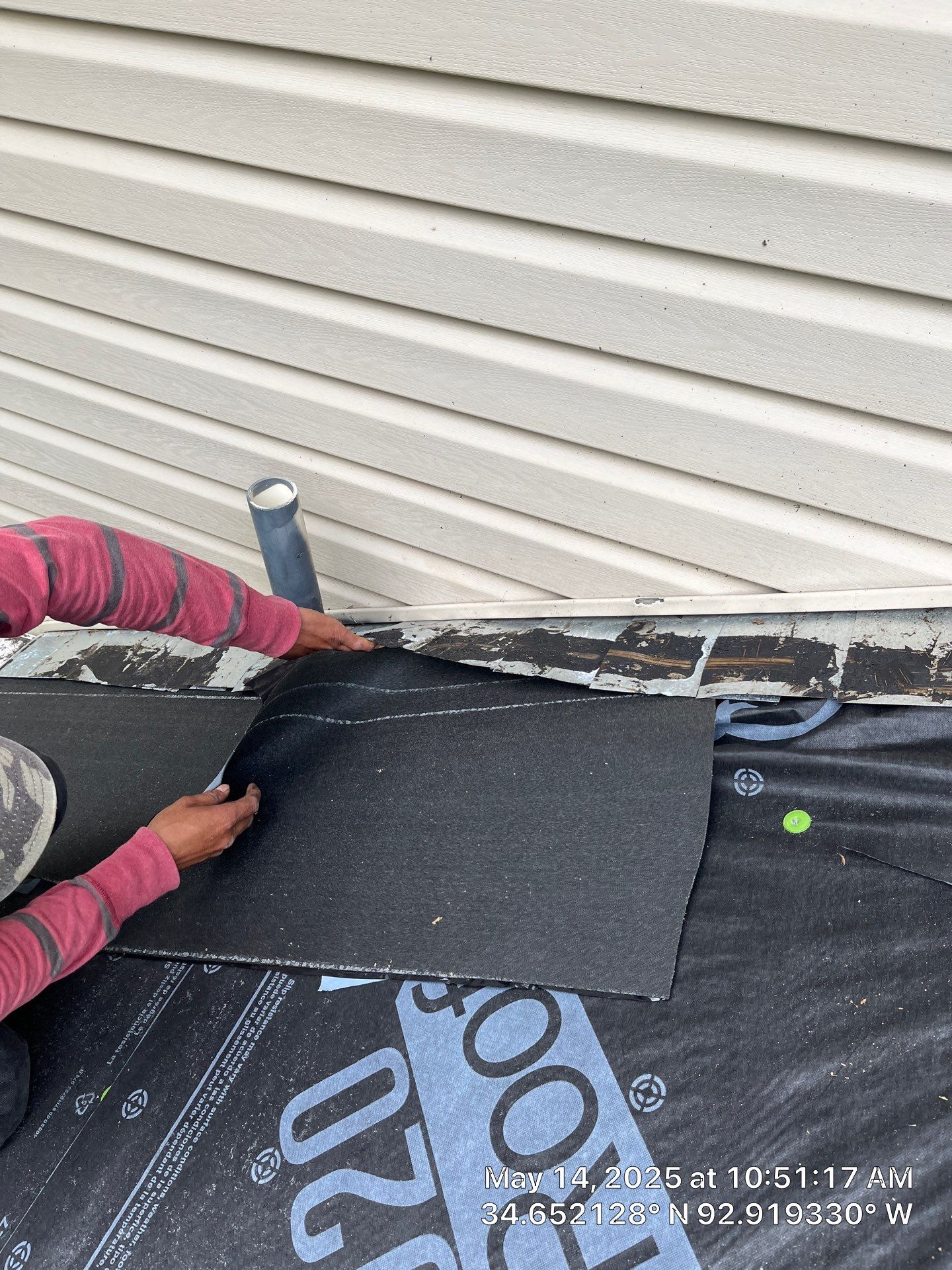 Architectural Shingle Roof Replacement and Skylight Installation in Hot Springs Village by Temple Roofing and Exteriors