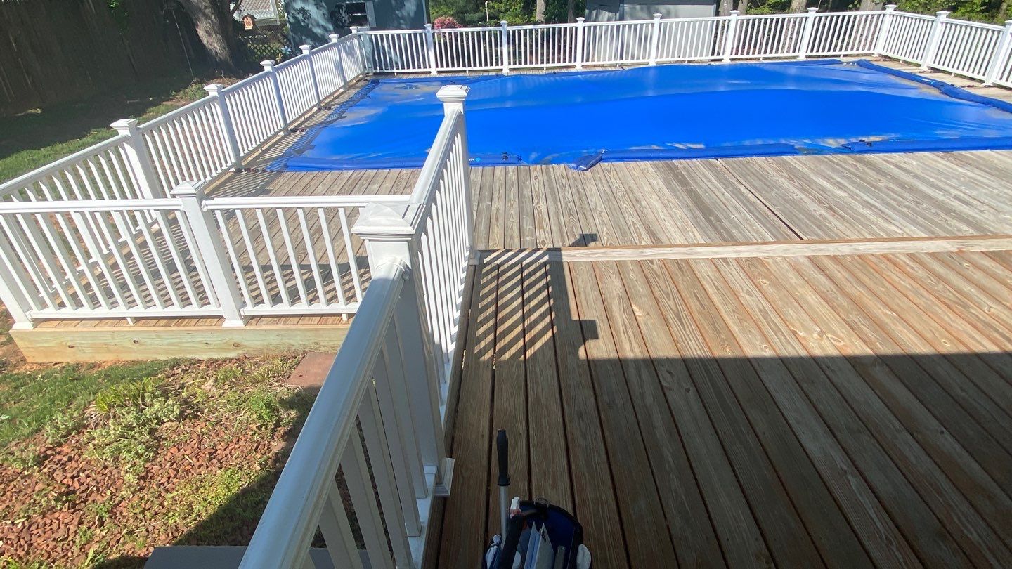 Deck using Wood Sealant by DuraSeal