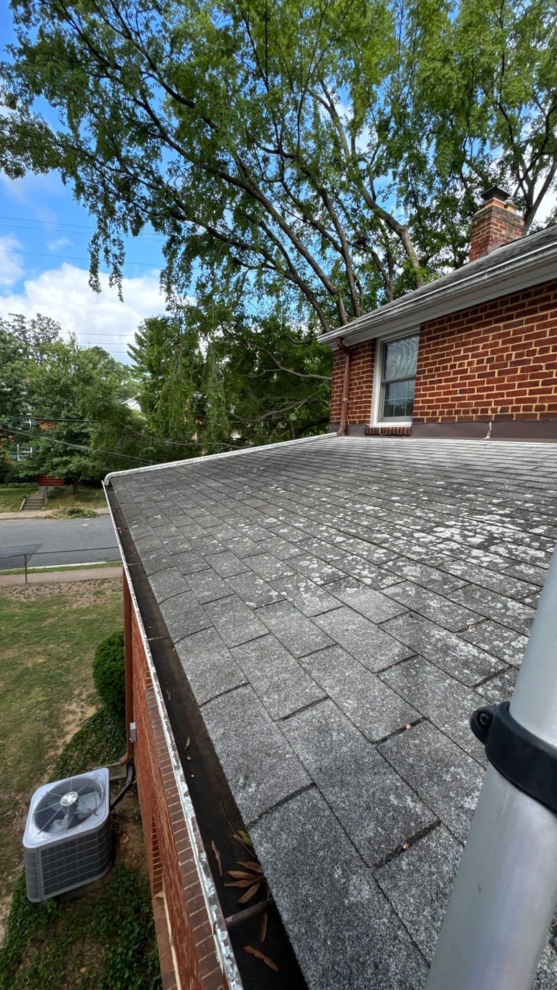 Arlington: Residential Roof Replacement With CertainTeed Landmark Designer Shingles in Georgetown Gray by RM Banning, Inc.