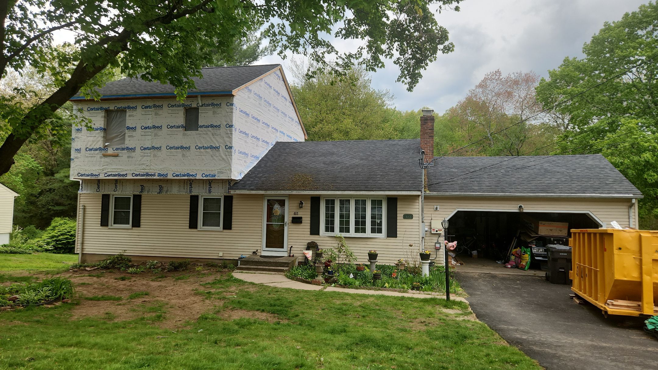Fresh Siding Rejuvenation with Cert Monogram D/4 x 12'6" clapboard, Wedgewood Blue by DiGiorgi Roofing and Siding Inc