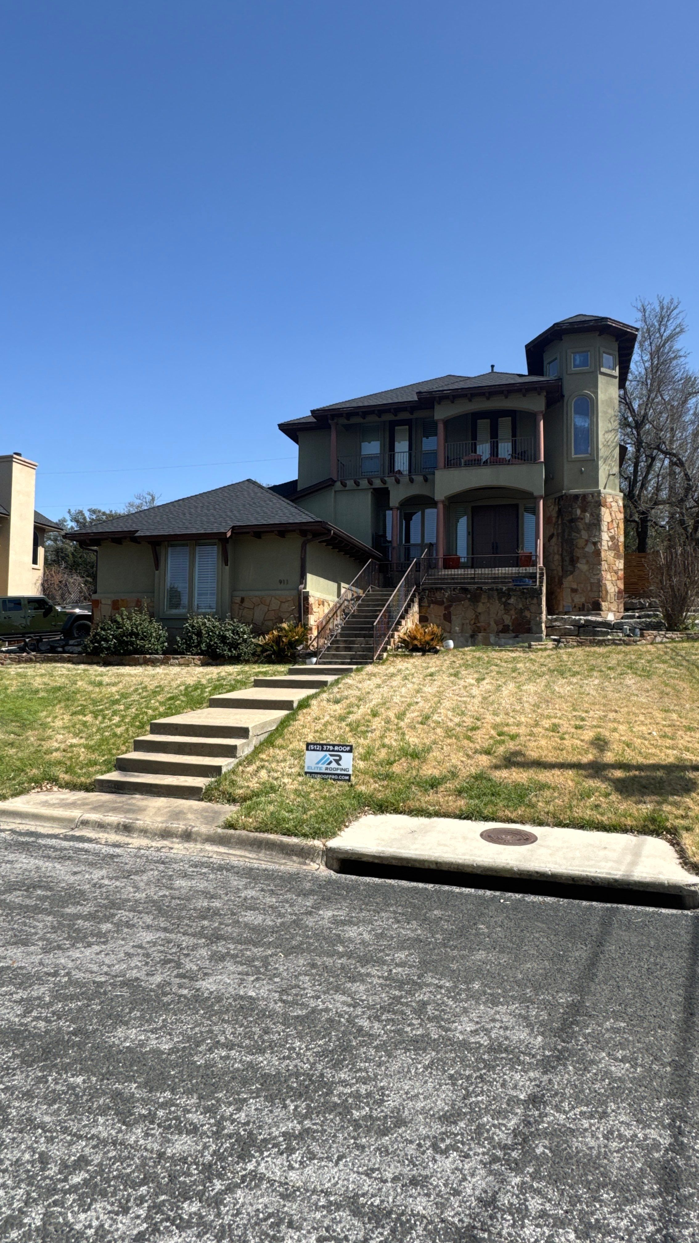 GAF HDZ - Charcoal by Elite Roofing LLC