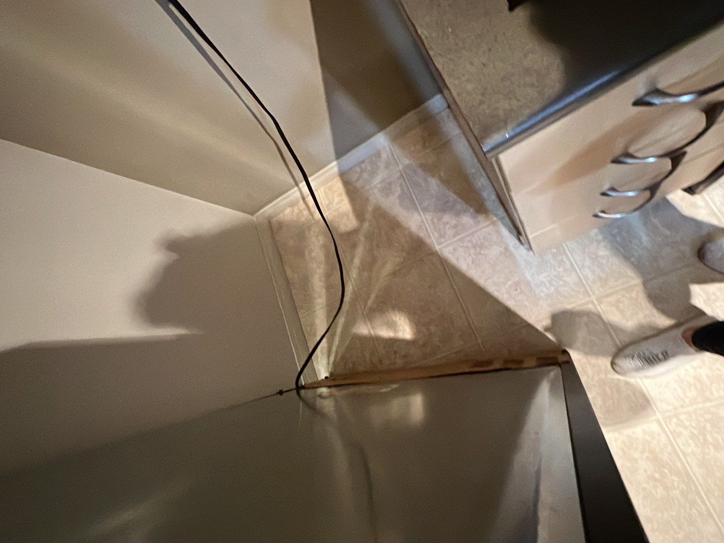 Moveout Clean - Very dirty by Tidyups Cleaning Service Inc