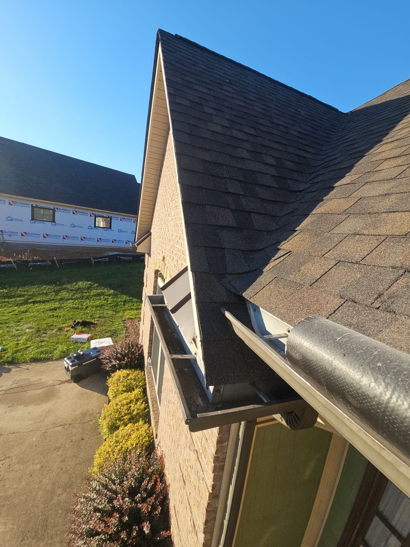 Dye Residence by Omnia Roofing