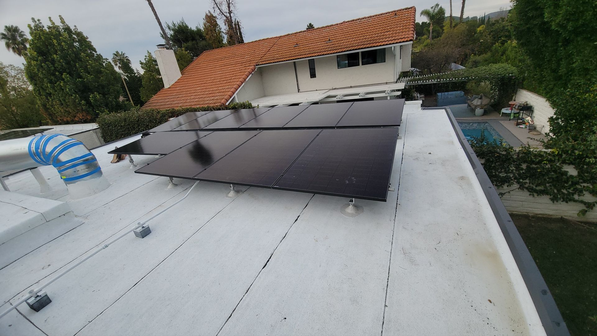 30-Panel Solar System and Tesla Powerwall 3 Installation in Westlake Village by AWS Solar