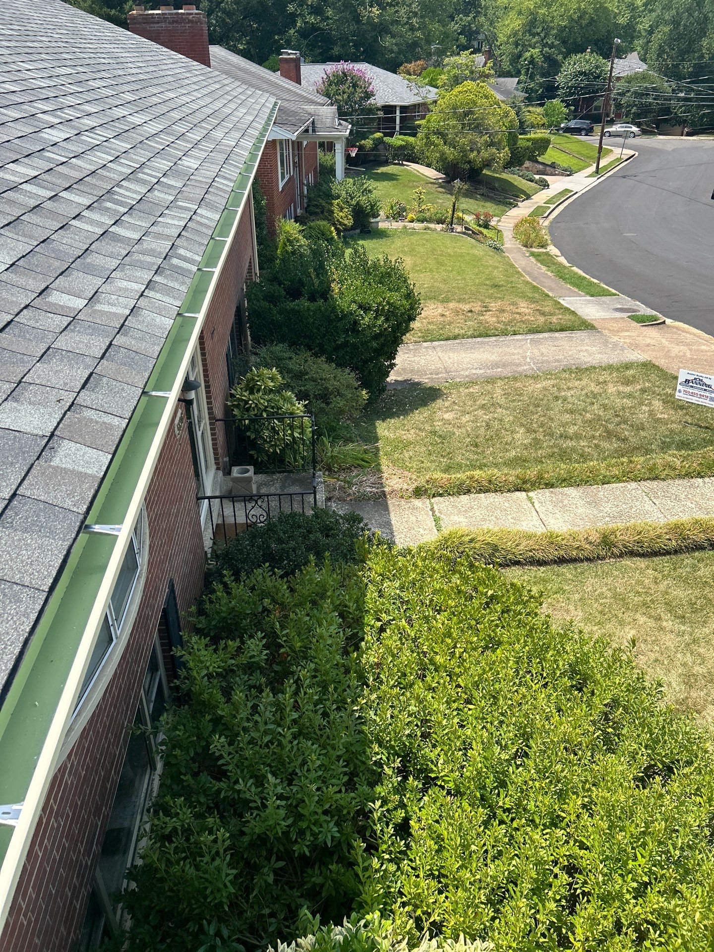 Arlington: Roof Replacement with CertainTeed Landmark Pro in Max Def Georgetown Gray by RM Banning, Inc.