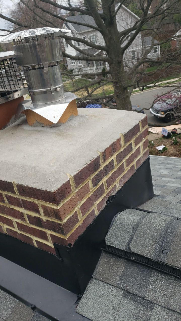 Arlington: CertainTeed Landmark Pro Designer Shingles in Max Def Georgetown Gray by RM Banning, Inc.