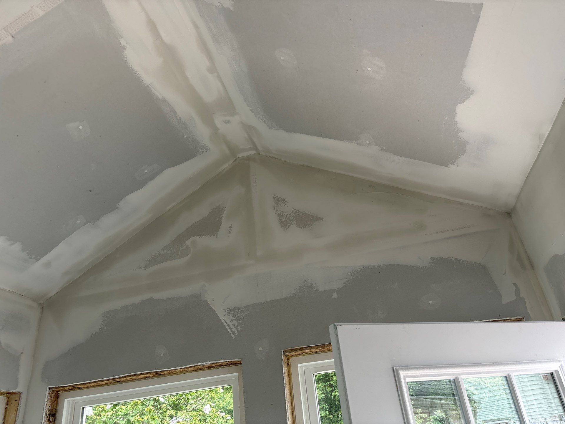 3 Seasons Room by Avalon Roofing and Exteriors