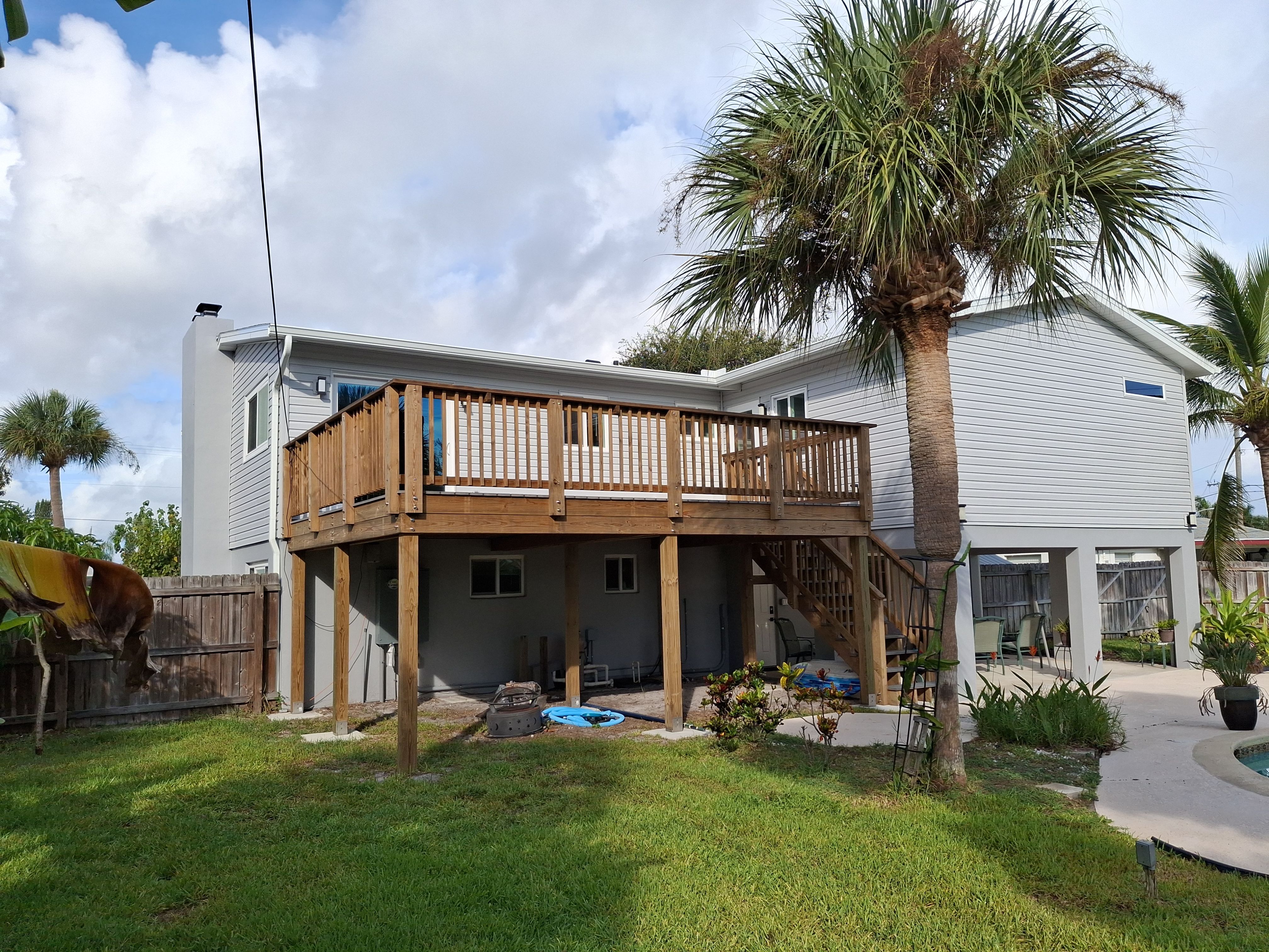 Vinyl Siding Replacement and Exterior Renovation in Satellite Beach by Florida Roofing and Renovations Inc.