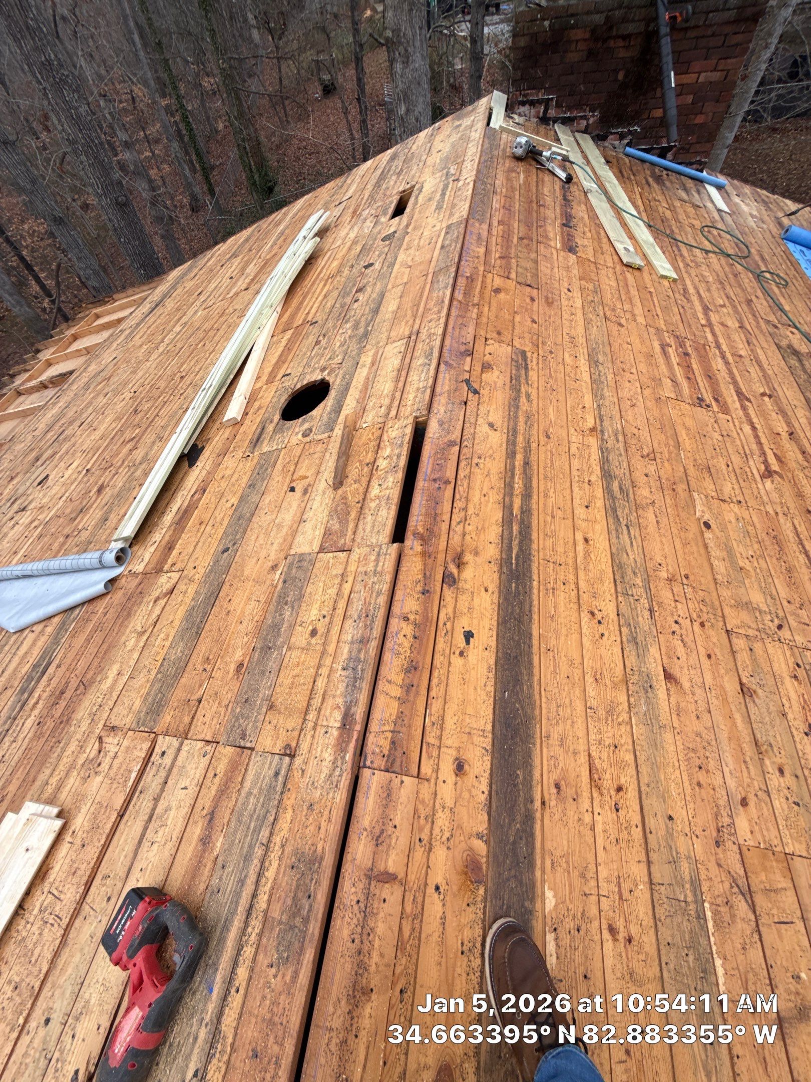 Roof Replacement in Seneca, SC | CertainTeed Landmark Architectural Shingles by Roofers LLC
