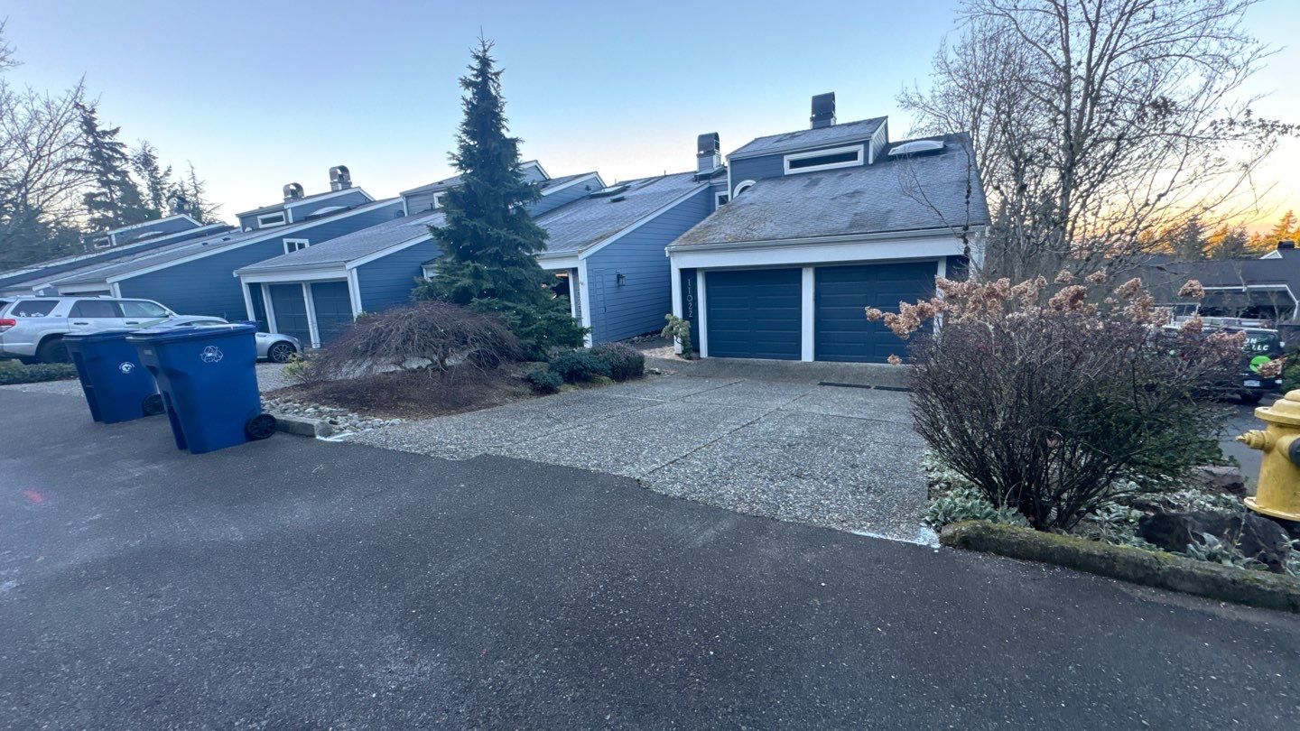 Concrete Driveway Repair | Kirkland  by Jireh Asphalt & Concrete Inc 