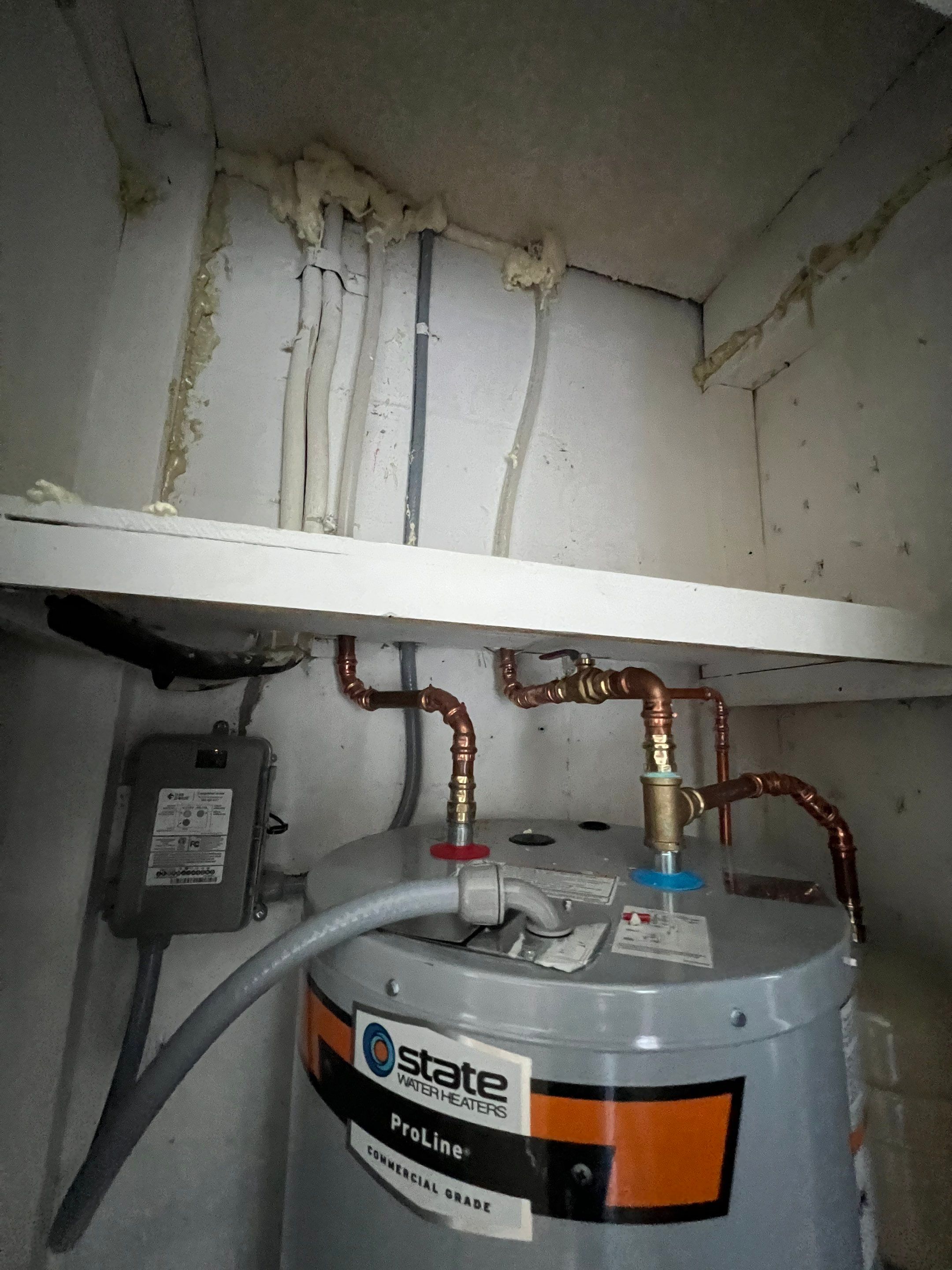 Windstorm Damage & Multi-Room Water Mitigation in St. Petersburg by Right On Time Restoration