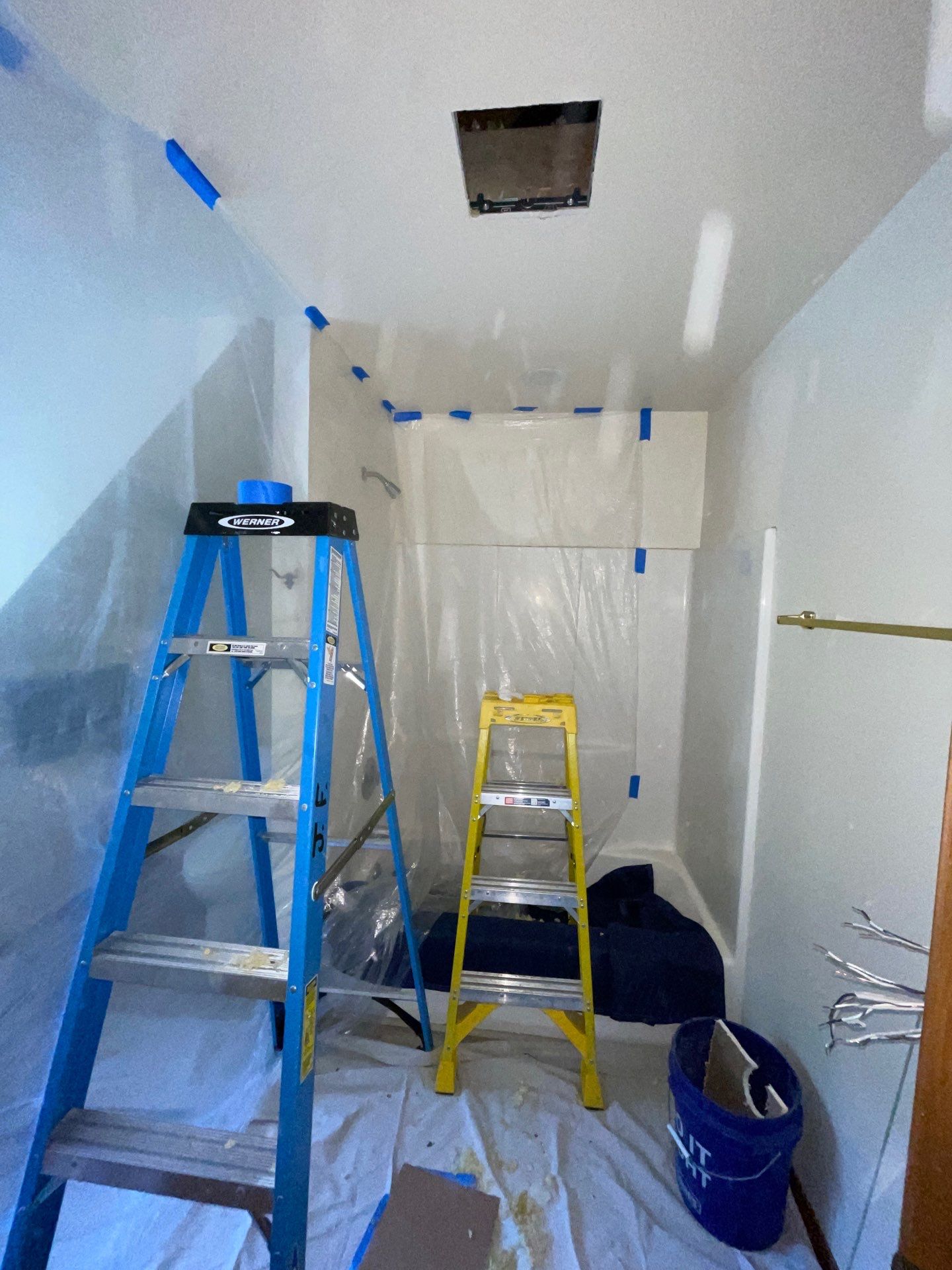 Bathroom Fan/Light Install by Renew Electric