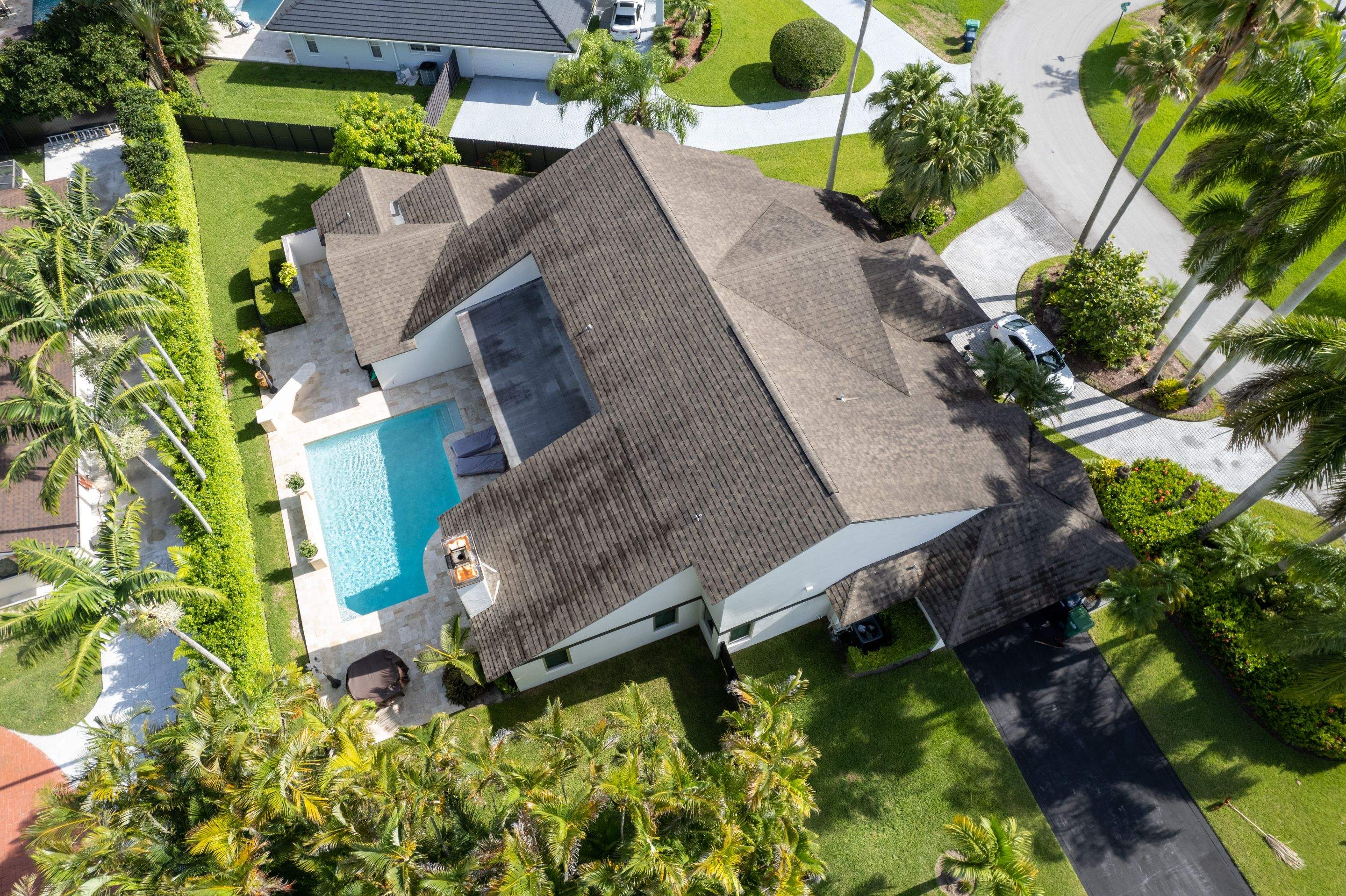 Metal Roof - Galvalume - Charcoal by Istueta Roofing