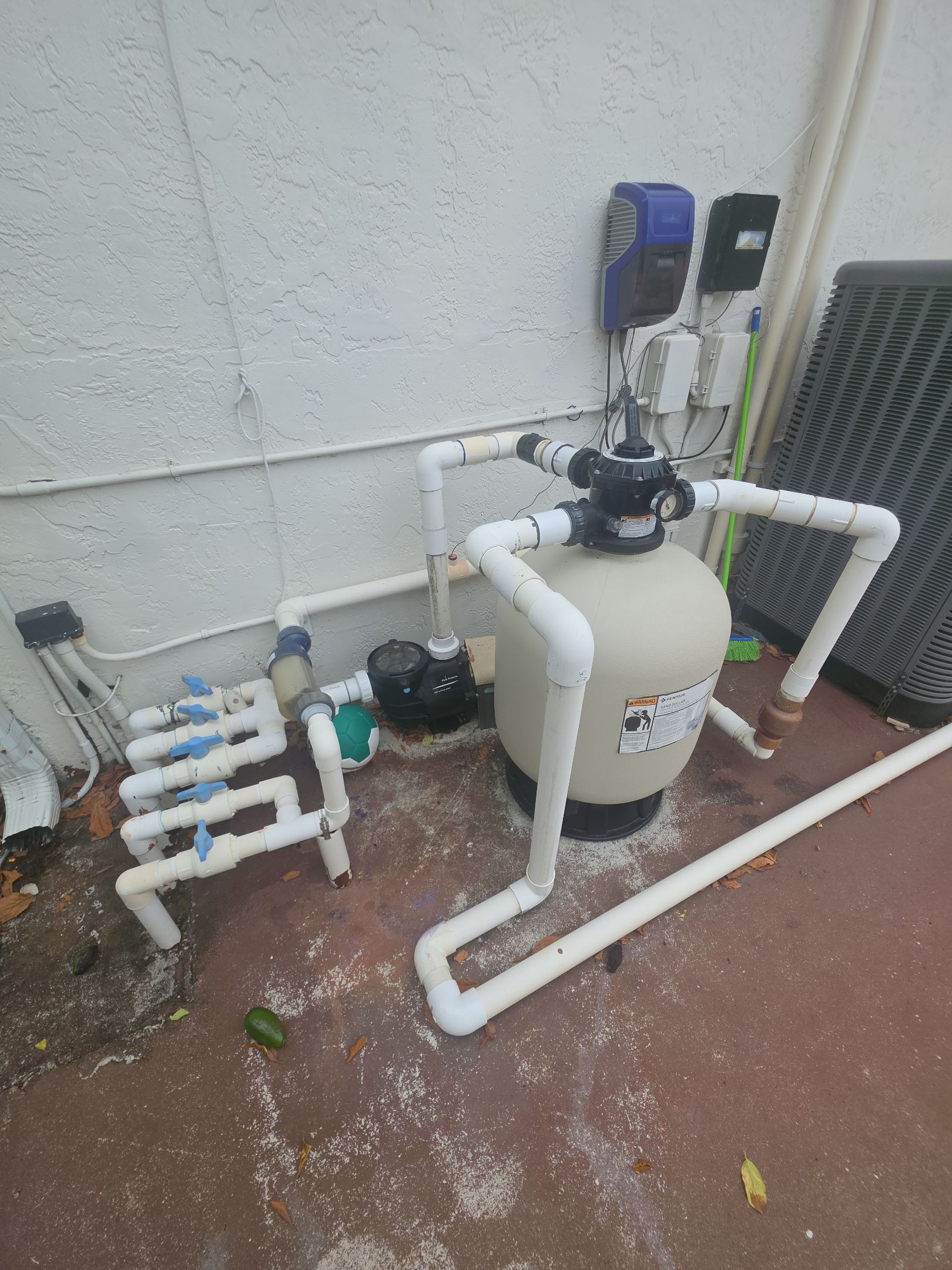We  conducted an Inspection of this residential property to verify the condition and performance of the property. by Picos Construction Engineering