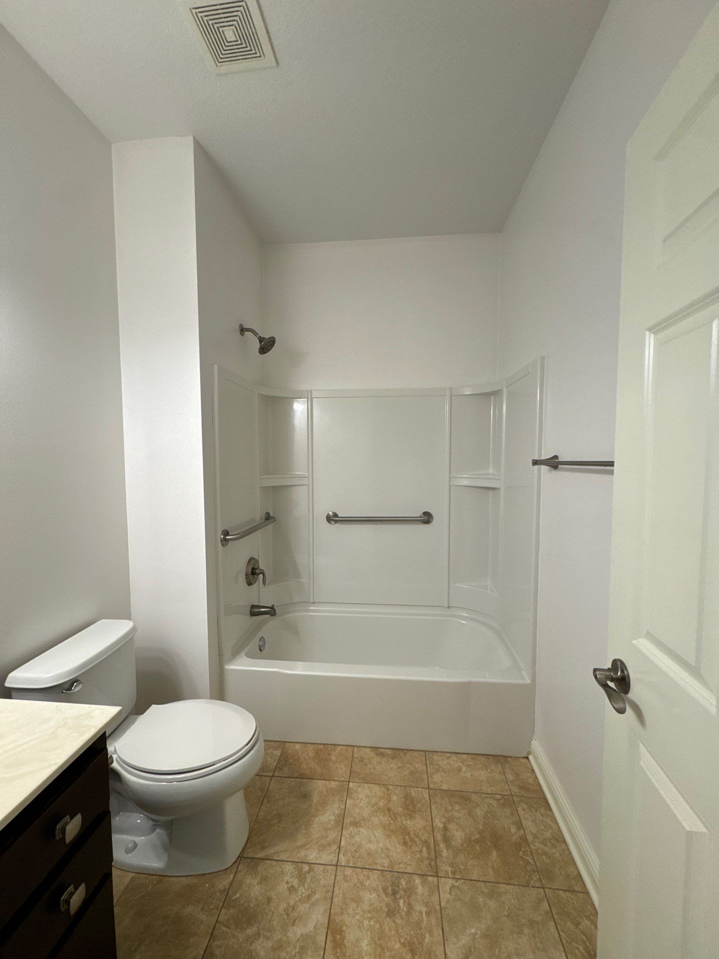 Residential Interior Repaint by Midwest Paint LLC