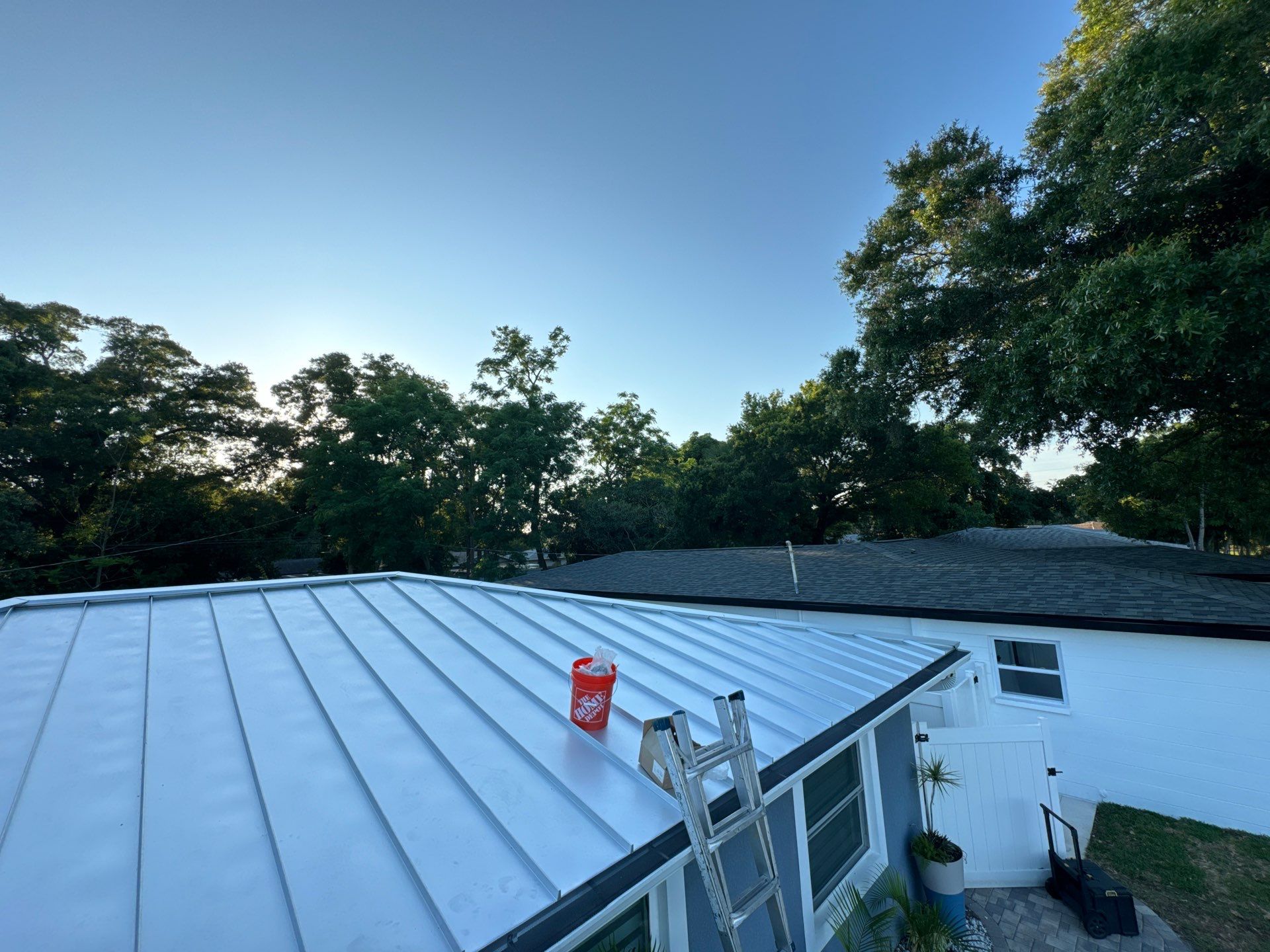 Project in Gulfport 33707 by Mitchell Roofing Company LLC 