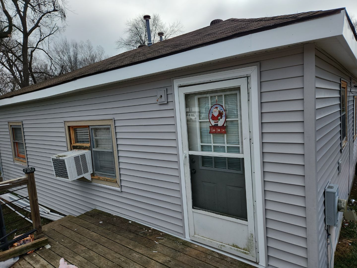 Siding Installation using Exterior Portfolio Vinyl Siding by EEC Windows, Siding & Roofing
